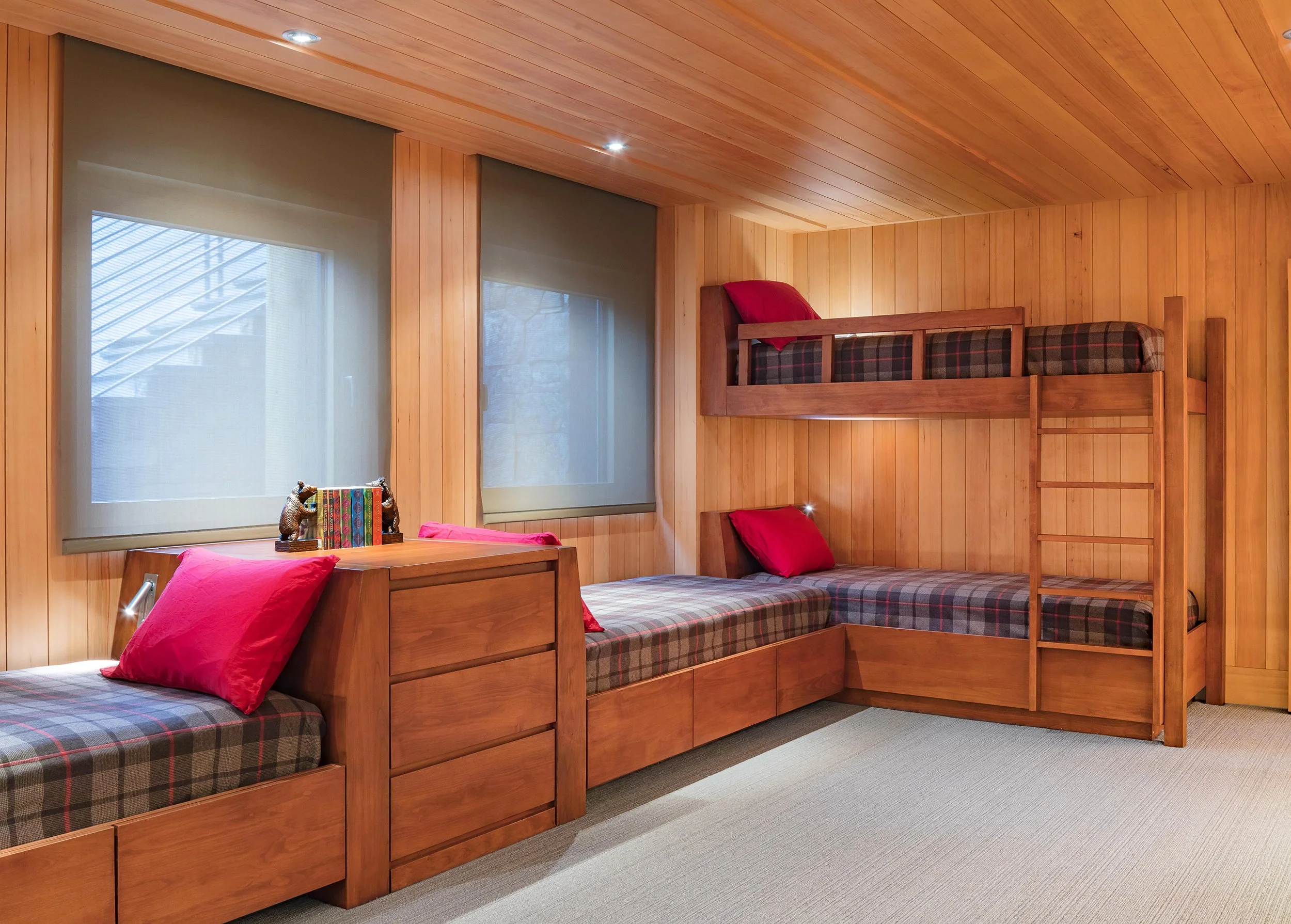 EK_Reedy_Granite_Ridge_Biophilic_Design_Interior_Bunk_Room.jpg