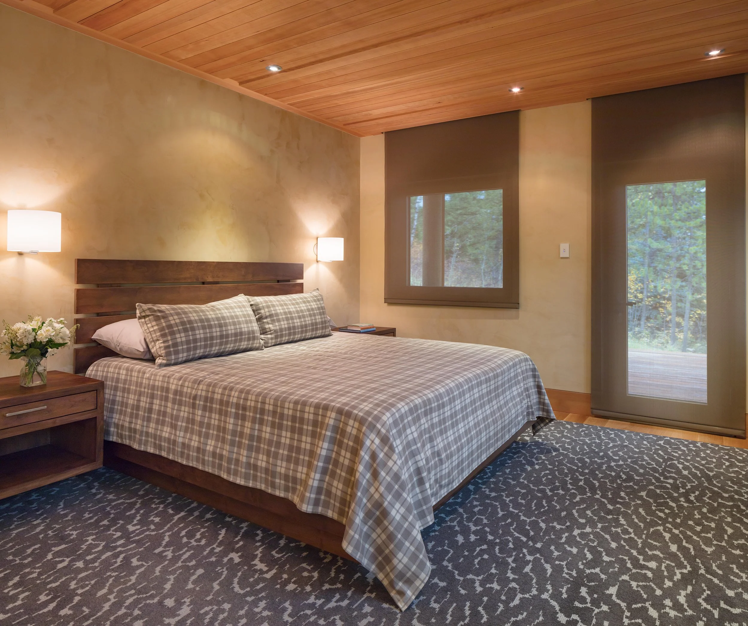 EK_Reedy_Granite_Ridge_Biophilic_Design_Interior_Guest_Room.jpg