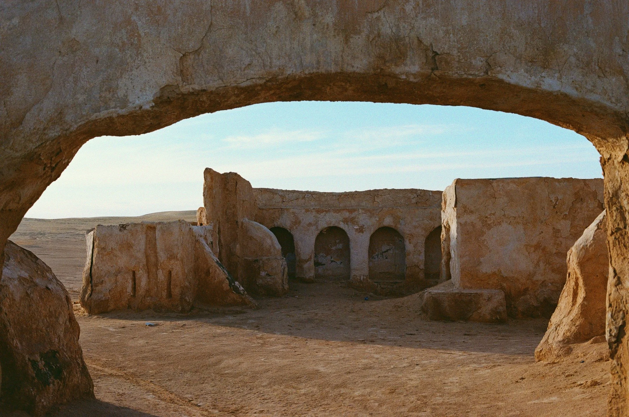 #TBT Trip to Tunisia organized by @souheila.yacoub & @antoinelomepal . Intense heat, beautiful images, a lil bit of star wars, and crazy adventures with @cynthia_dama 
Last set of photos shot on film 🎞️
----------------
#TBT Voyage en Tunisie