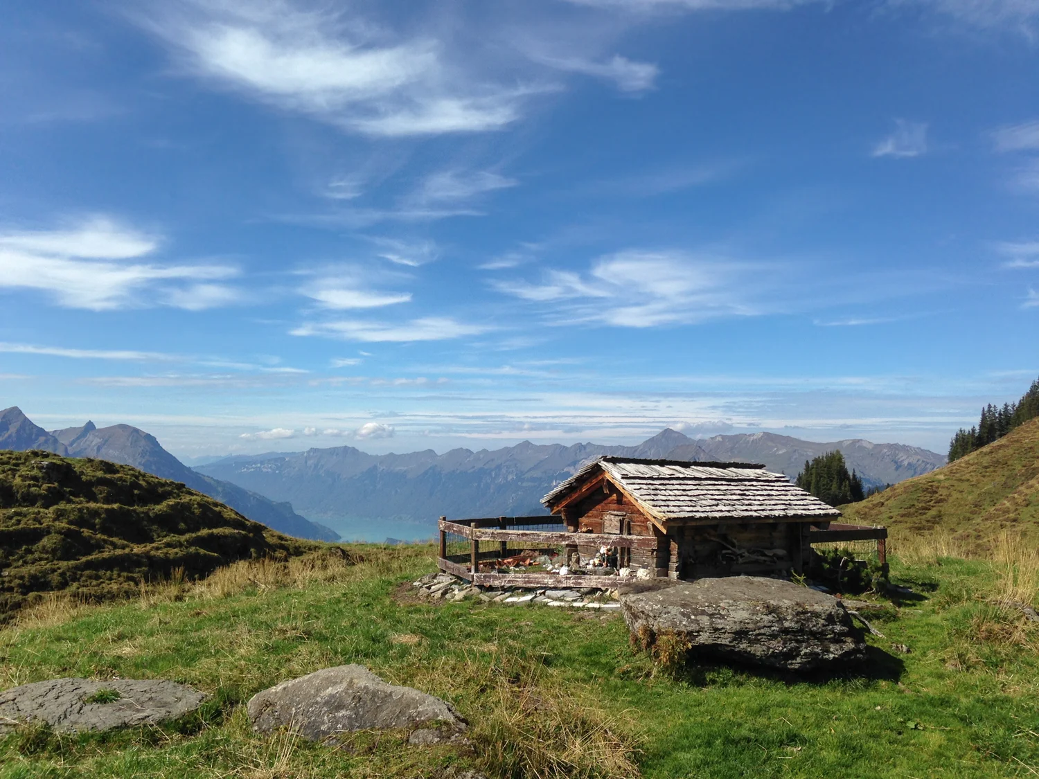 Kleine Hütte auf der Gummenalp