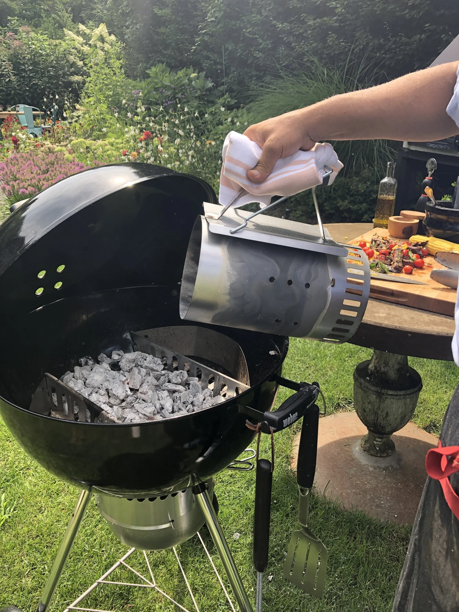 Grill the perfect skirt steak with er Grills! — MICHAEL SYMON