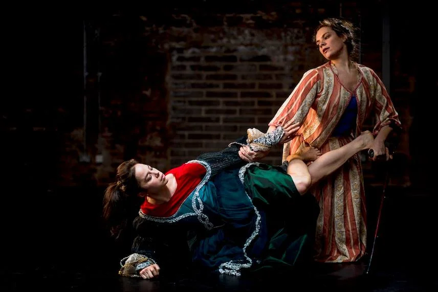 ©Hugo Glendinning/Candoco Dance Company
