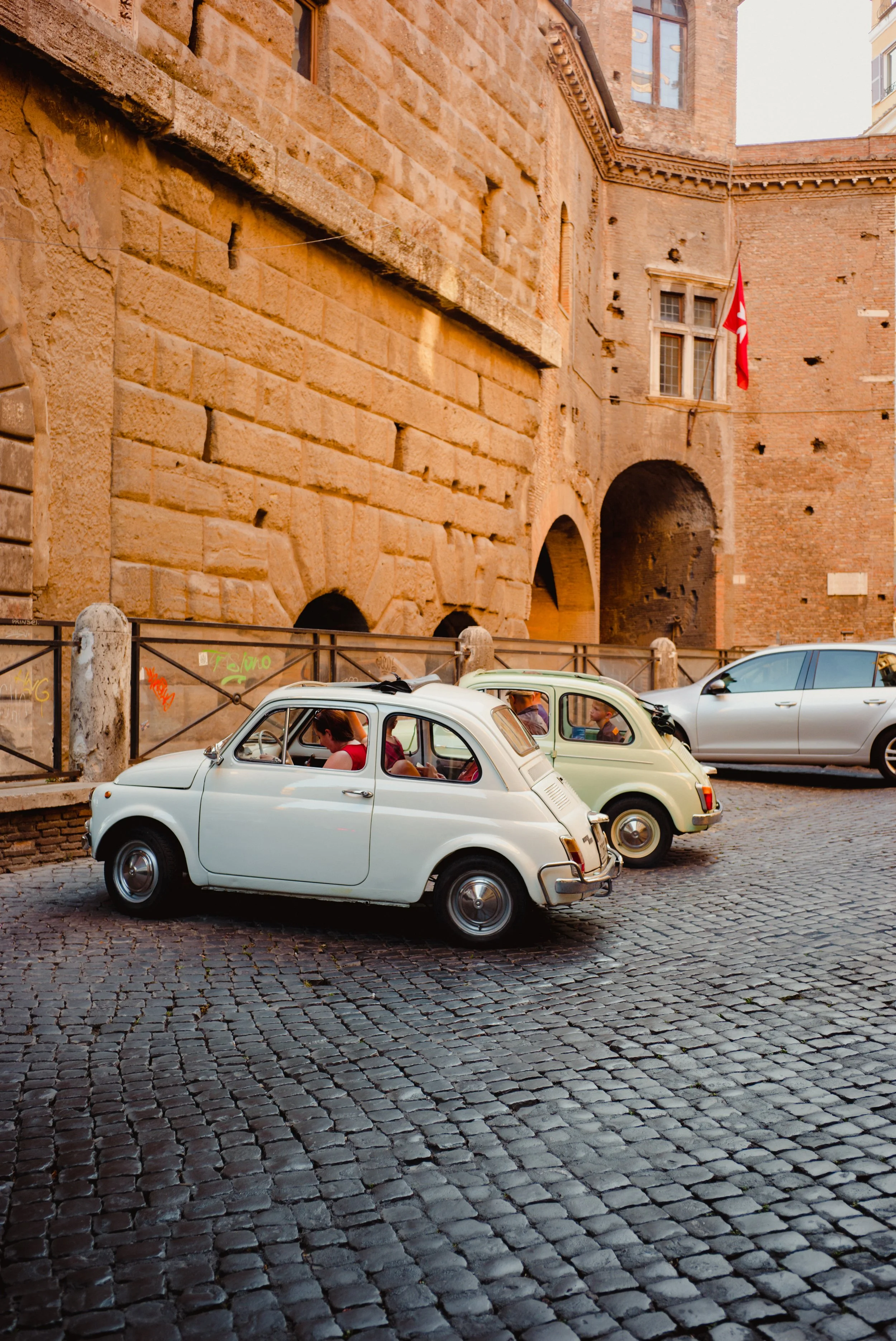 L1003872-2.jpg