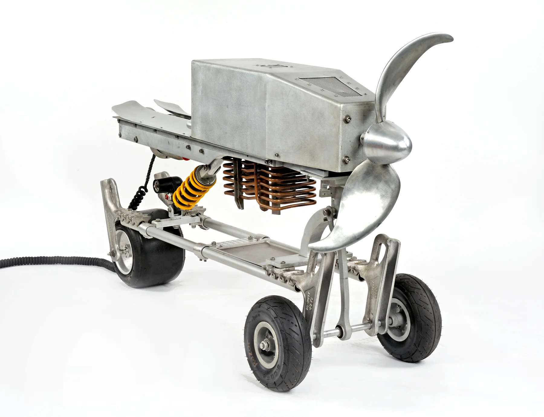 ©Arnaldo Morales 2005 Ser-2 No.09 34" x 26" x 60" industrial materials