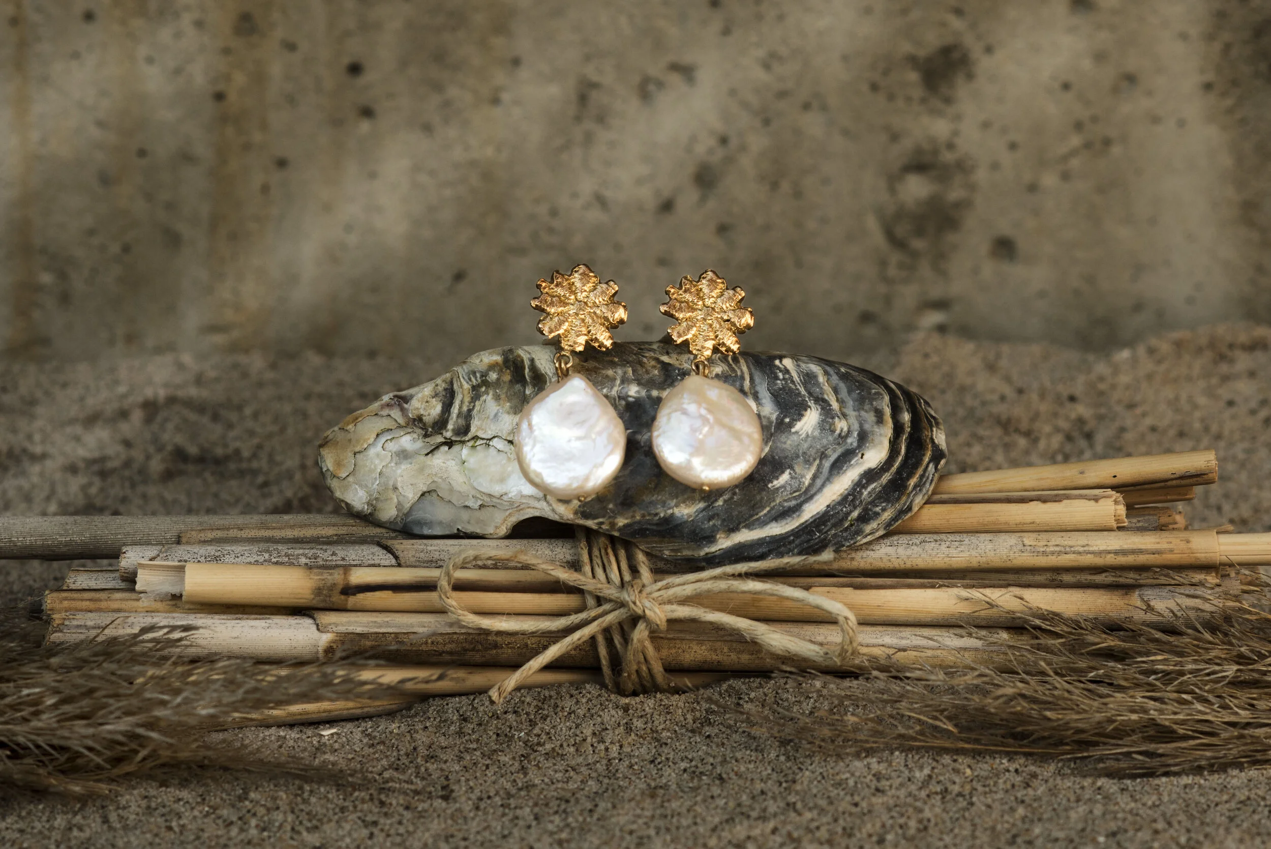 pearl earings.jpg