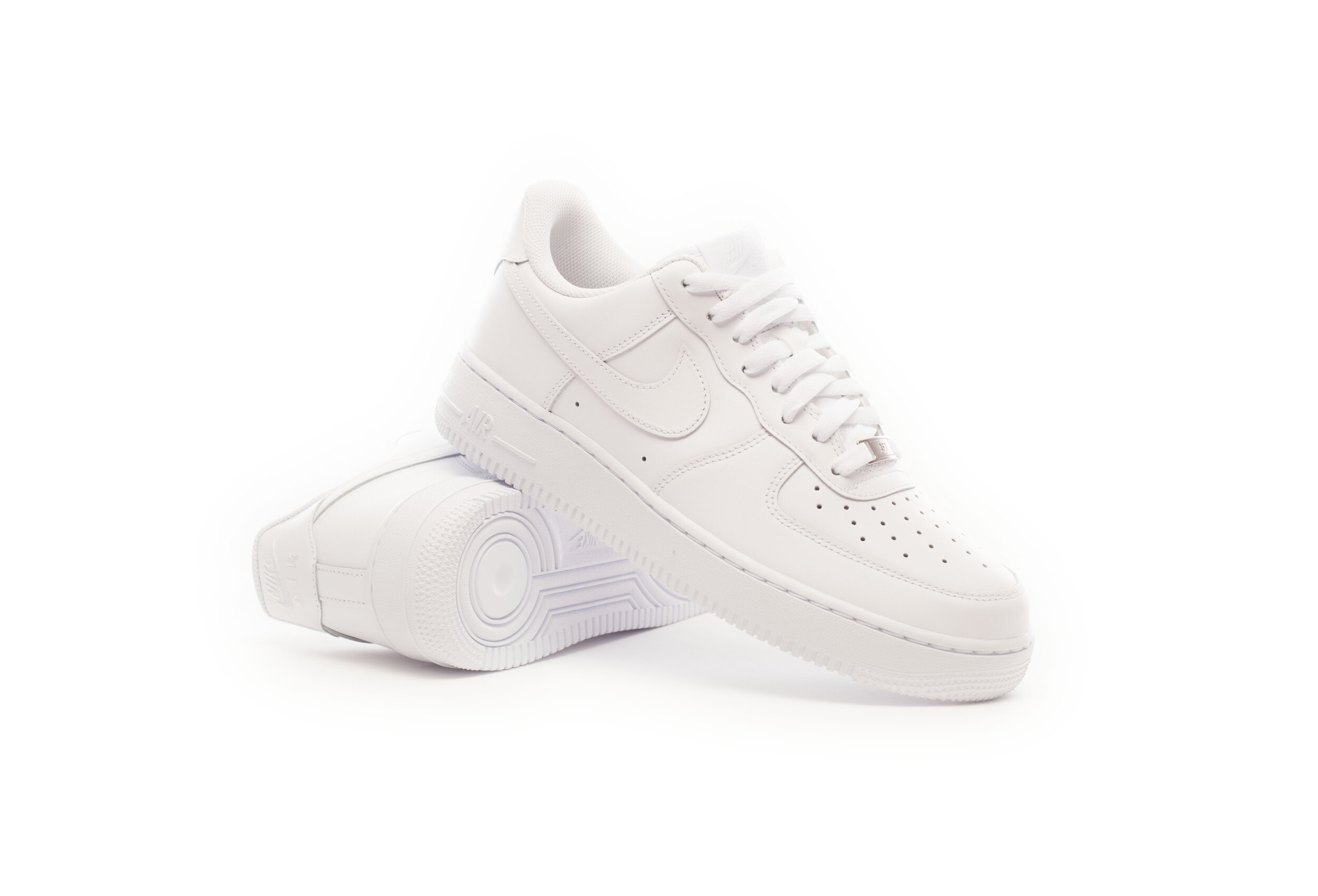 4_on_white_af1.jpg