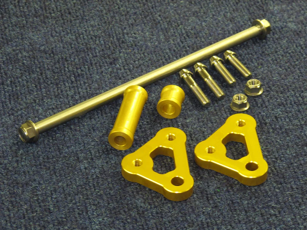 RG500/RG400 Upper Engine Mount Kit