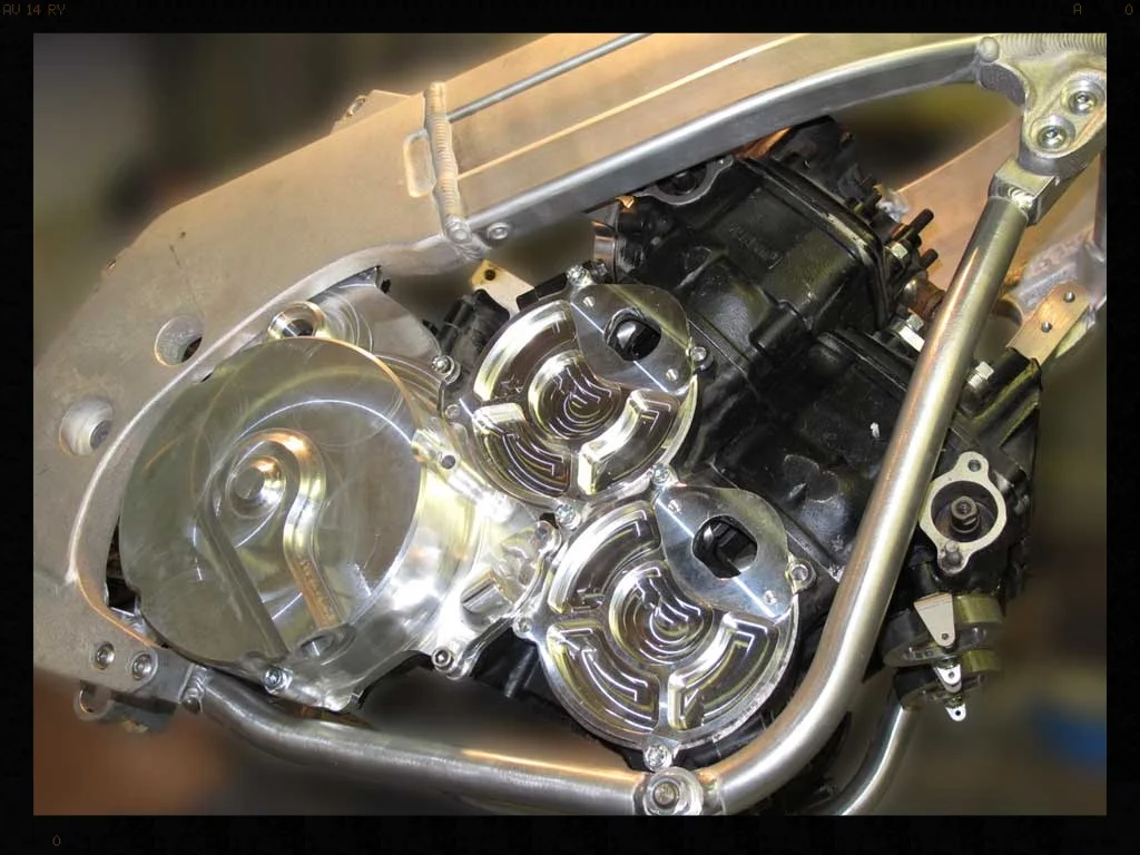 RGV250/500 Engine Frame