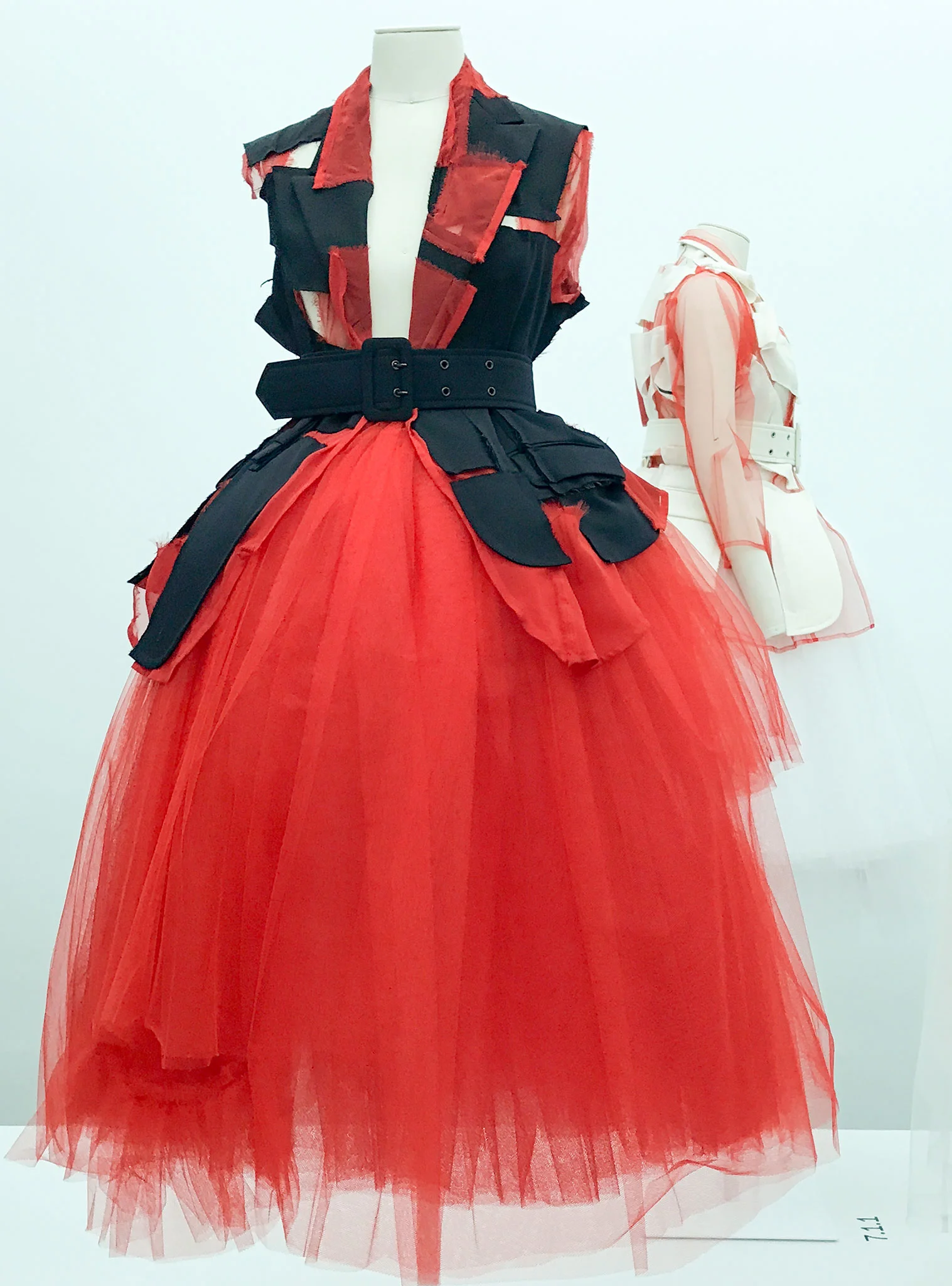 REI-KAWAKUBO_IMG_3314_sfw.jpg