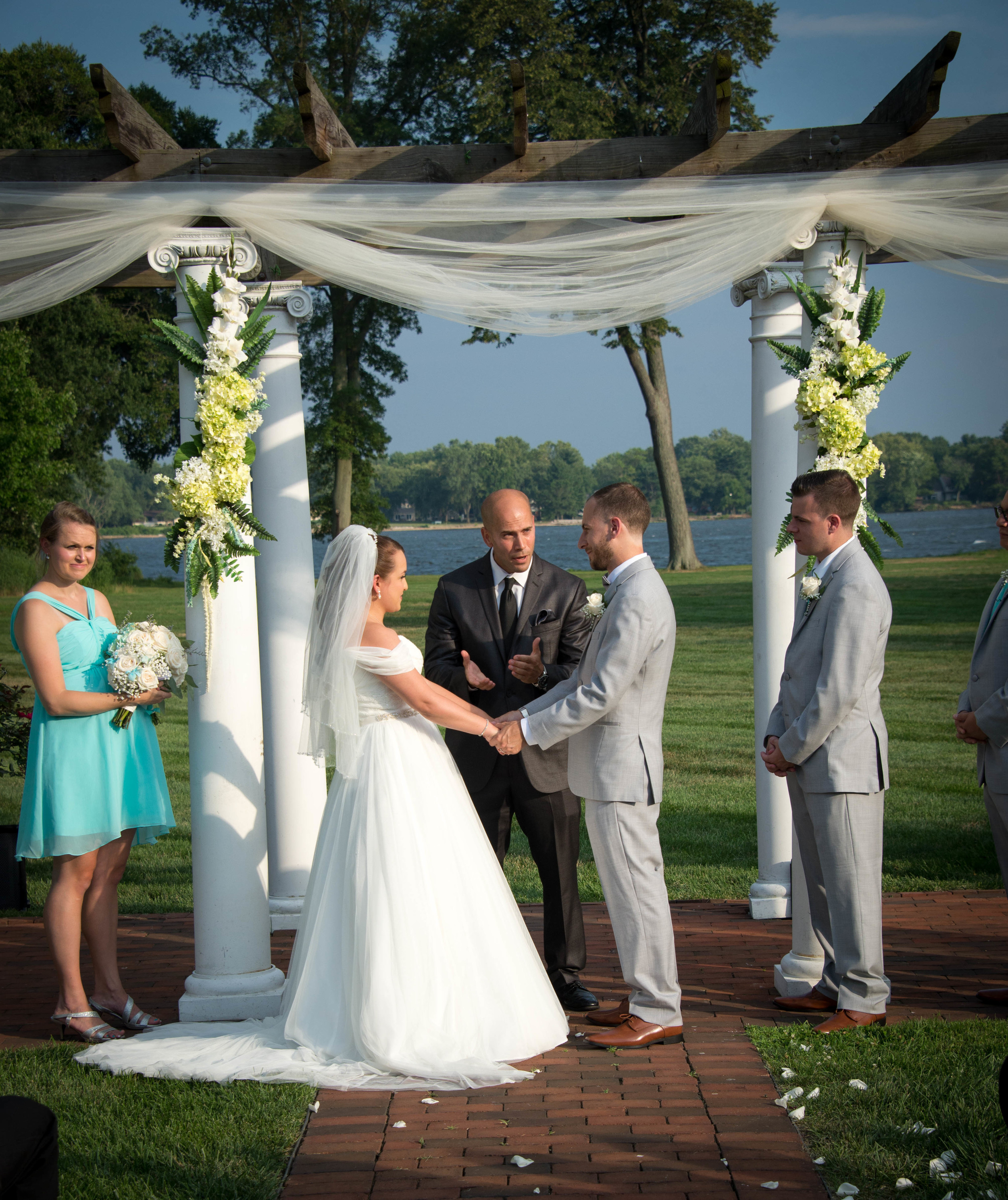 Pen Ryn Wedding Officiant