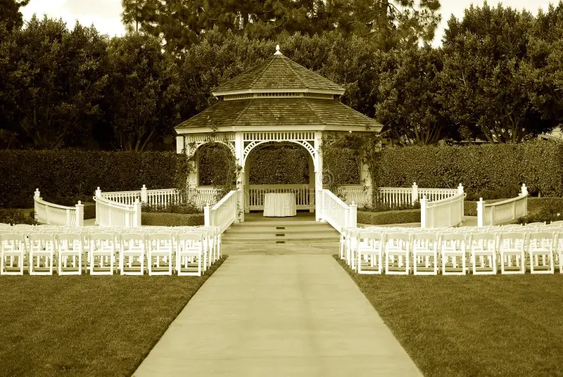 wedding-gazebo-4391798.webp