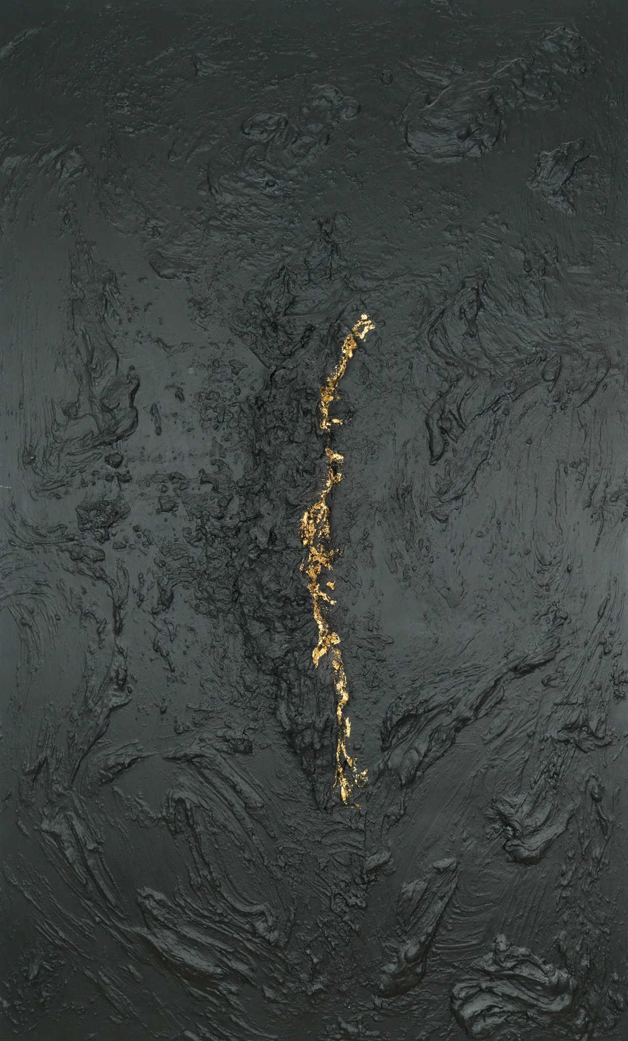  mixed media / beton / acryl / 24ct gold auf leinwand  150 x 90 x 12 cm  2014 