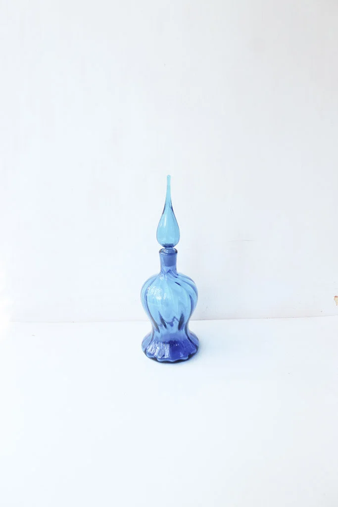 decanter blue southern vintage rental.jpg