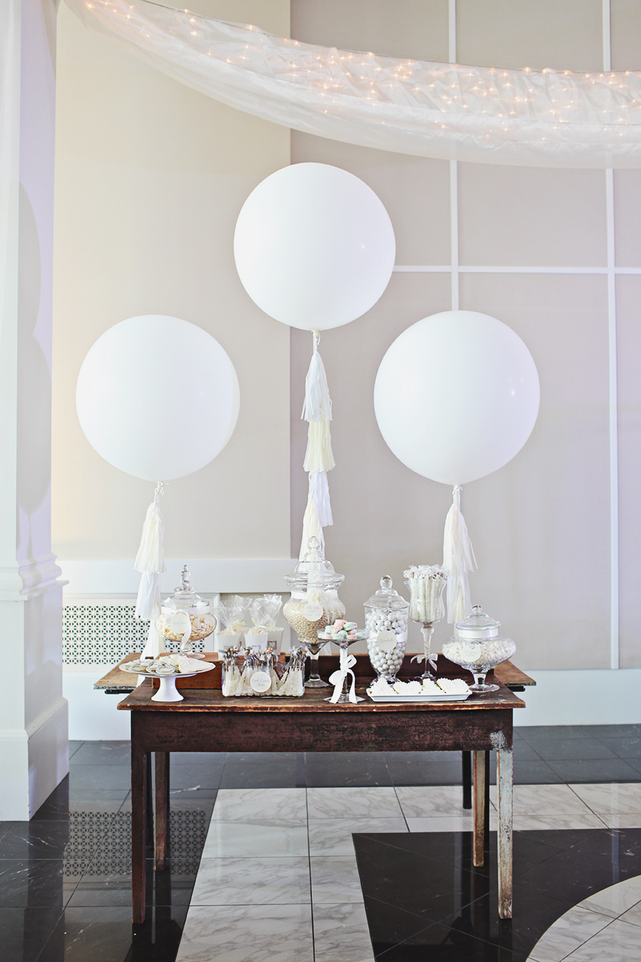 Southern Vintage Rustic White Candy Bar