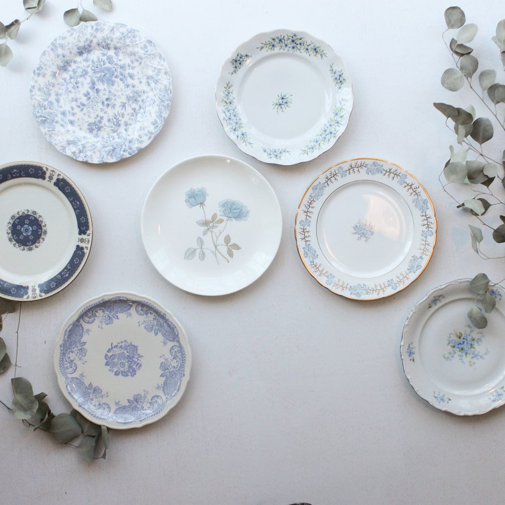 blue+light+classic+china+collection+dinner++plates+southern+vintage+rental.jpg