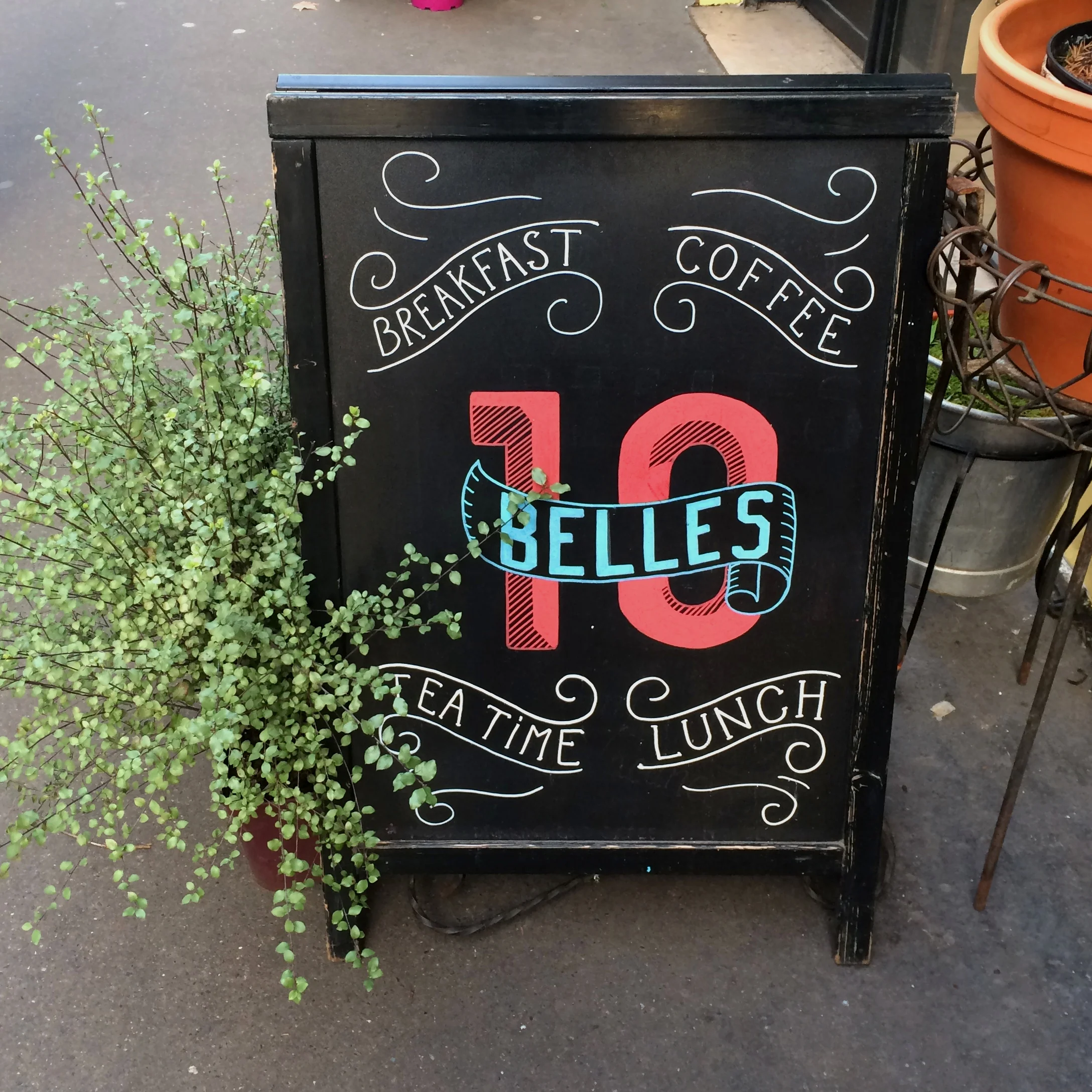 10BellesSign.jpg