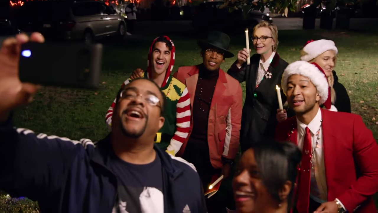 A legendary Christmas with John and Chrissy 2-2 screenshot.png