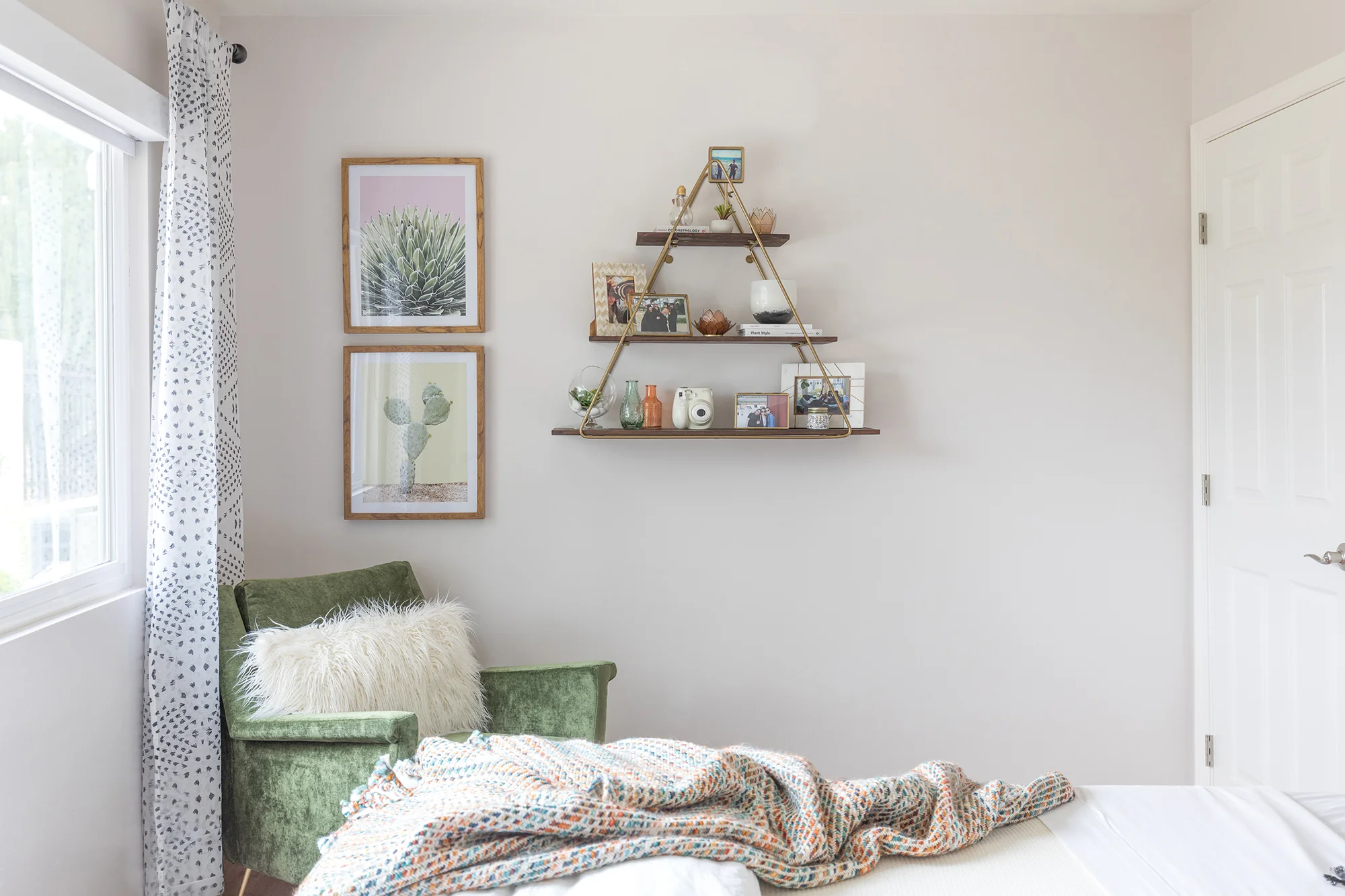 7G6A1250 longer curtains.jpg