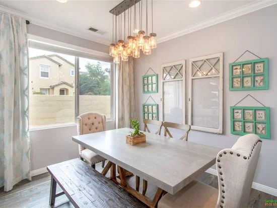 Farinholt Dining Room.jpg
