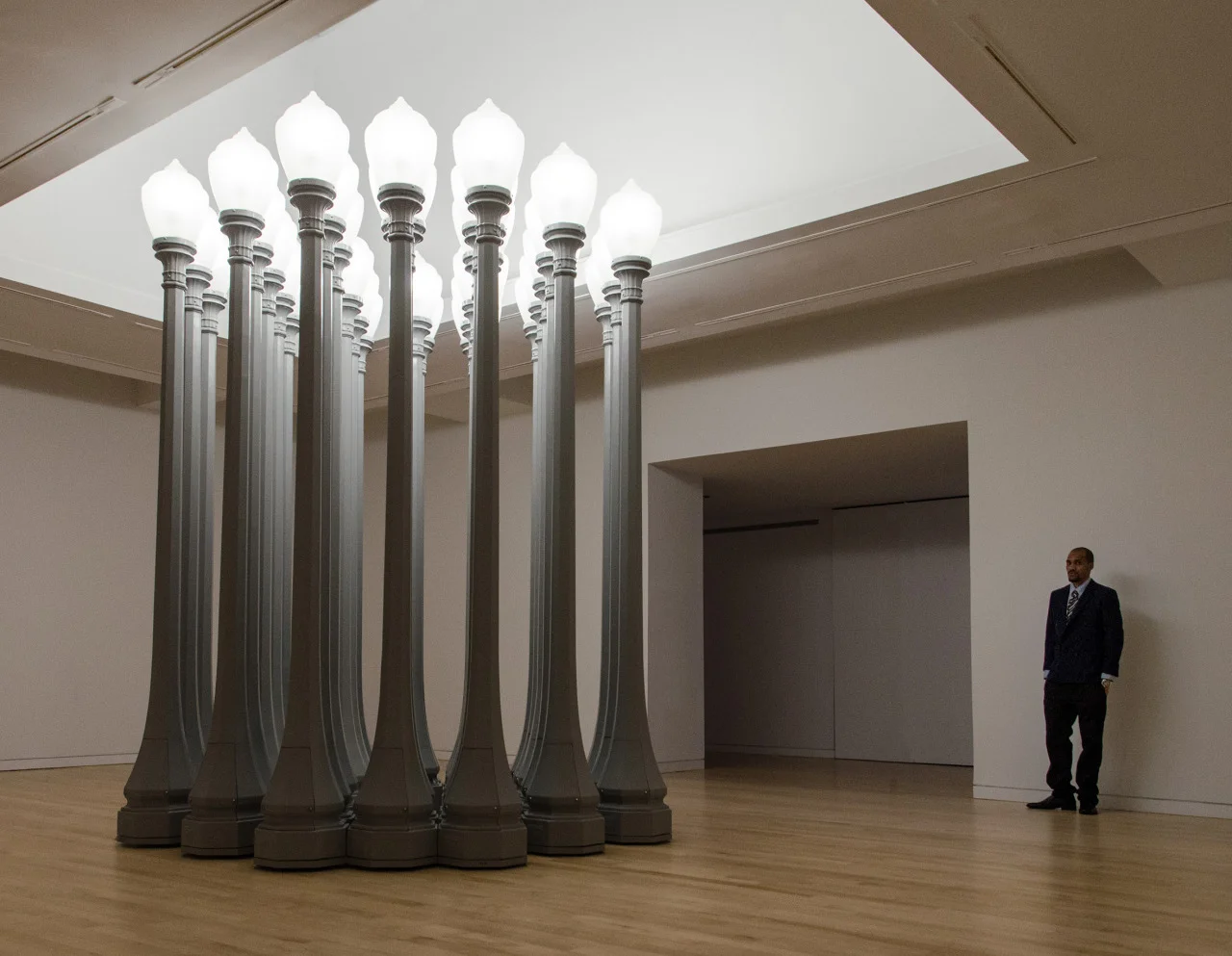 Chris Burden, Buddha’s Fingers at the Gagosian, NYC.