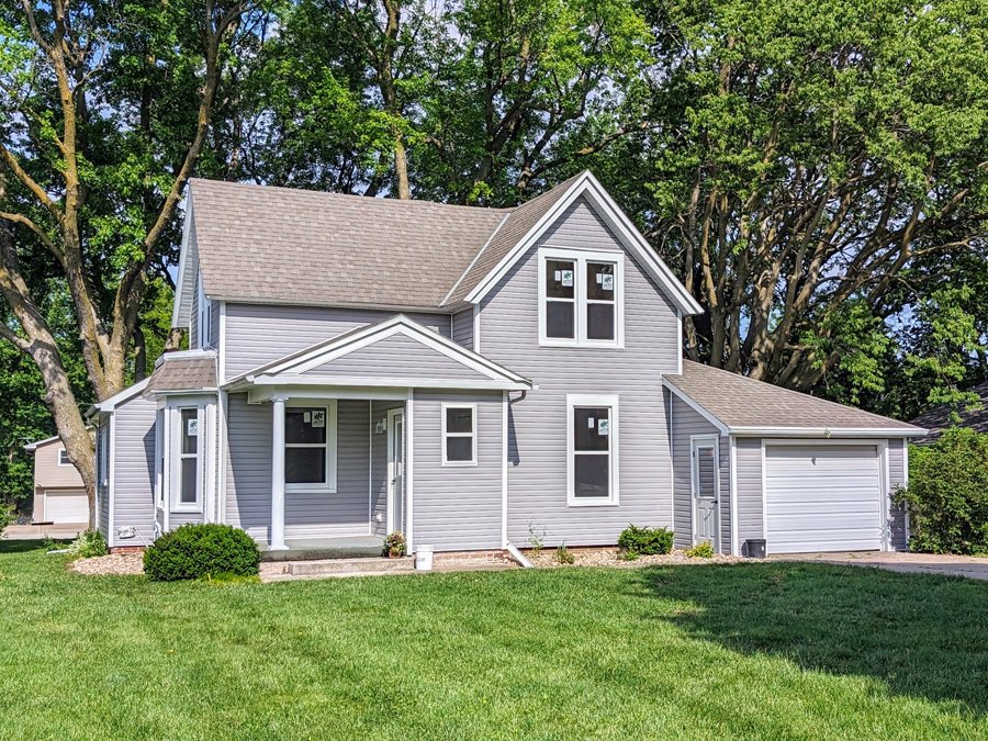 Elk Horn — Wayne Hansen Real Estate