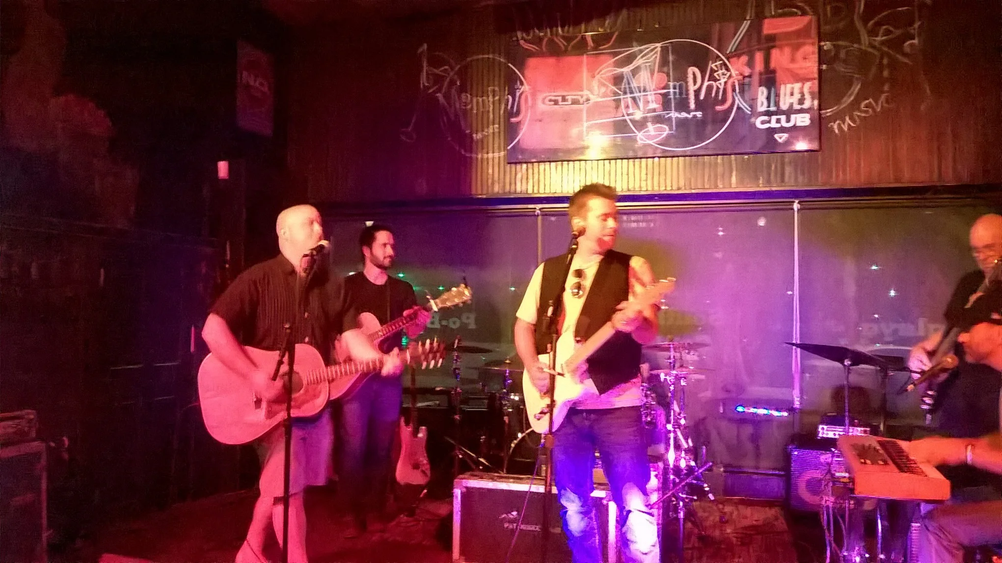 Chris Smith Band:  LIVE Jam Sessions-  "Steal My Kisses" (Ben Harper) Live in Hartford, 7/11/15