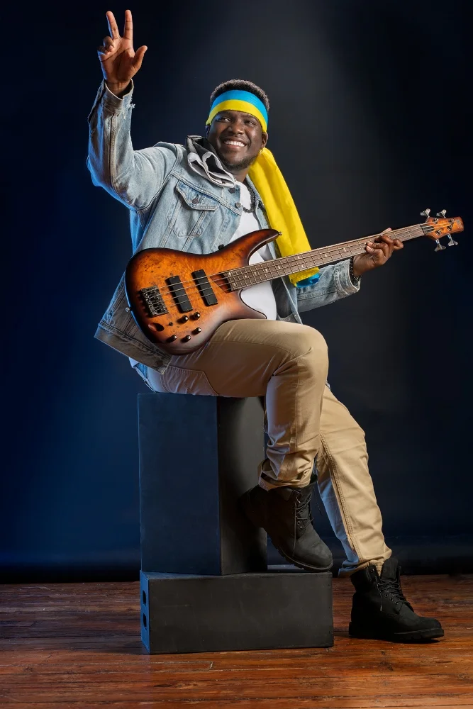 Houston Vocal Artist Poses