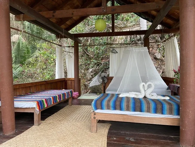 8546BD4B-5822-47E1-A06C-40B0E11B47F1