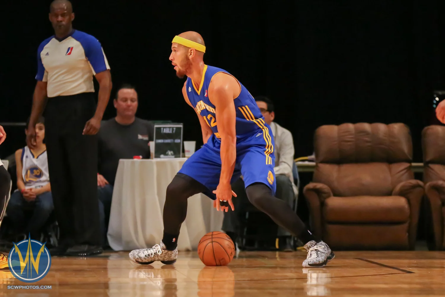 Taylor Griffin dribbles the ball at the Santa Cruz Warriors game on January 31, 2015 in Reno, Nevada. (Photo: Tim Cattera Photography/SC Warriors 2015)