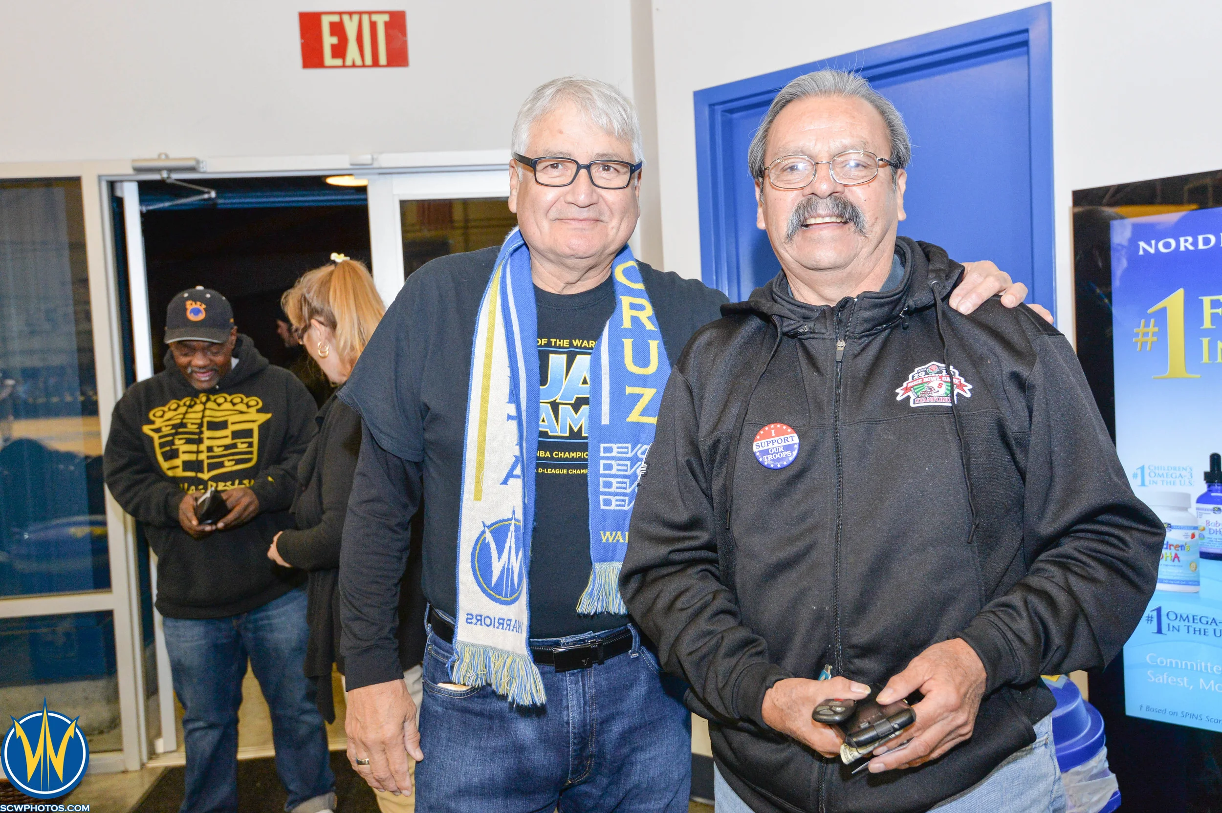 Warrior staff fans at the Santa Cruz Warriors game on 12/22/15 at Kaiser Permanente Arena in Santa Cruz, California. (Photo: (Pasag Photography)/ SC Warriors 2015) 