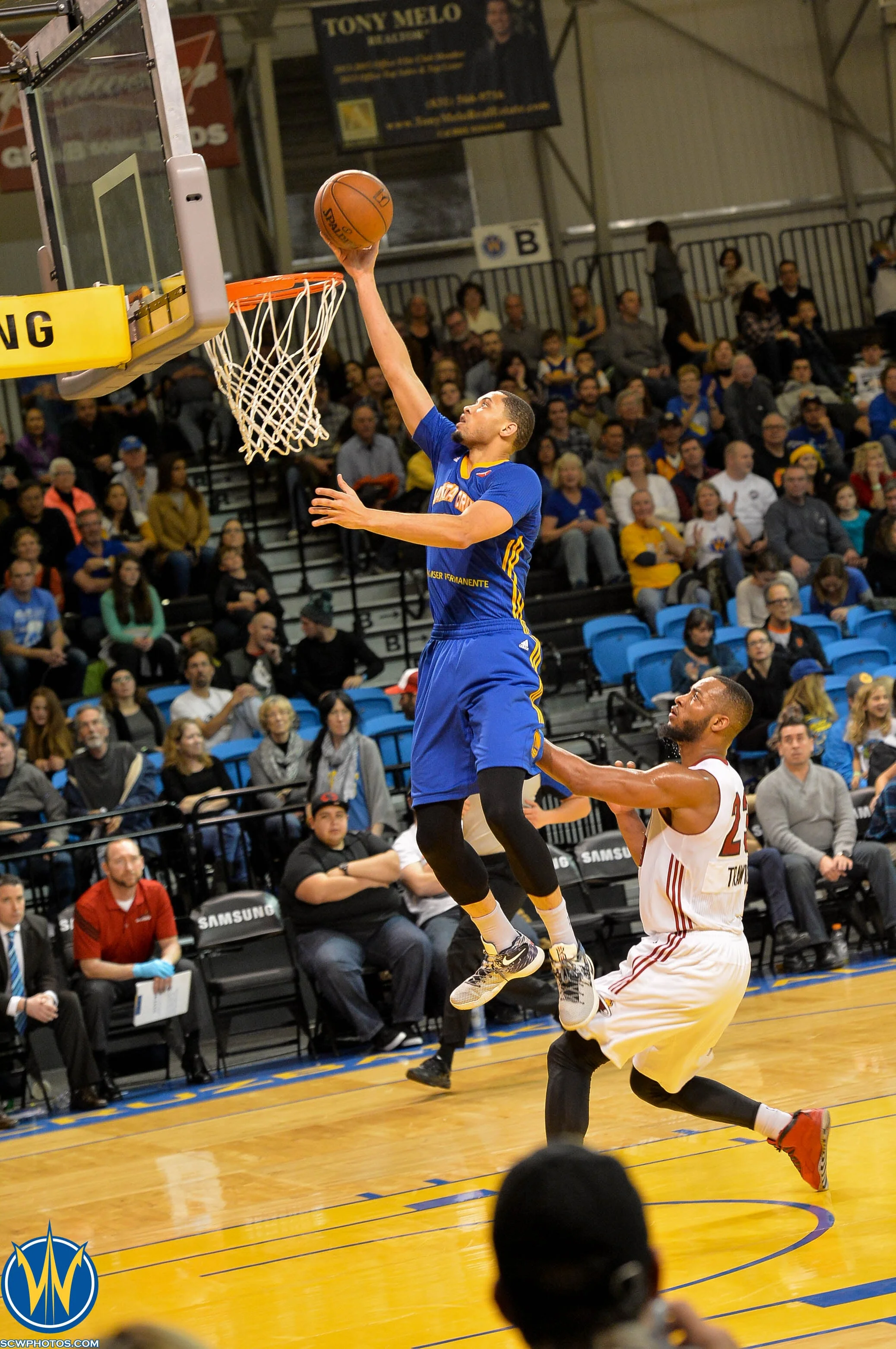 Darrington Hobson #13 with the layup at the NBA D-League Showcase 2016 Day 4 Sioux Falls Skyforce vs the Santa Cruz Warriors game on 01/09/16 at Kaiser Permanente Arena in Santa Cruz, California. (Photo: Phil Pasag /SC Warriors 2016)