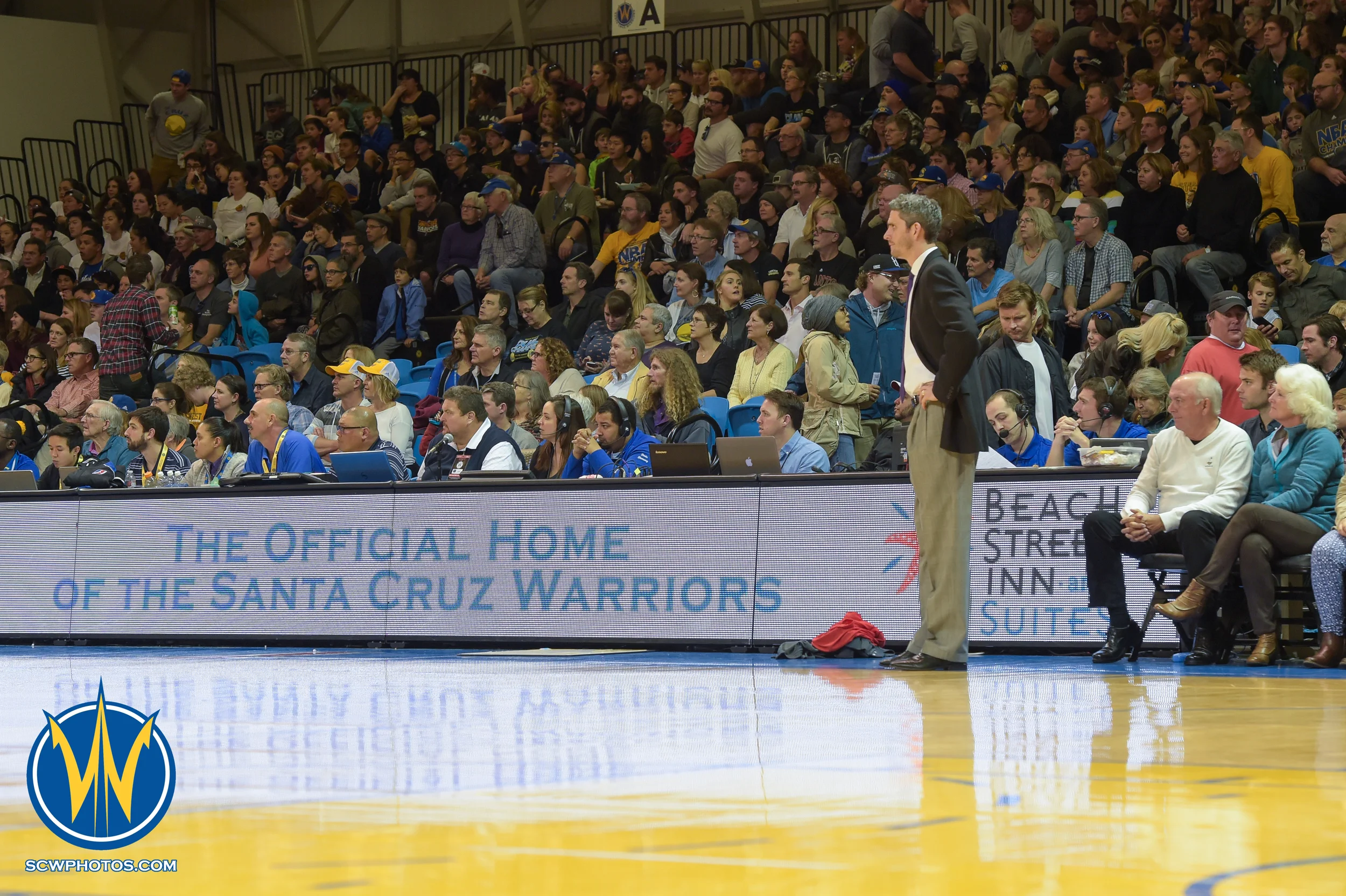 Coach Casey Hill watches his team executive the next play at the Santa Cruz Warrior game on 1/23/16 at Kaiser Permanente Arena in Santa Cruz California. (Phil Pasag/SC Warriors 2015)