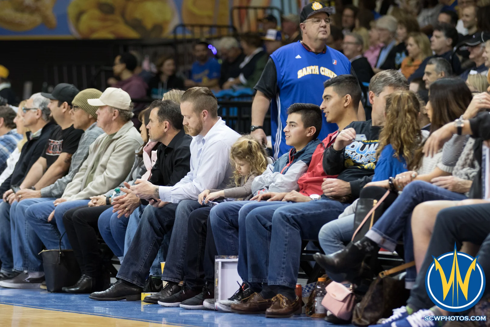Fans watch as the Santa Cruz Warriors battle the Idaho Stampede at Kaiser Permanente Arena on January 20, 2016 (Photo: Ariel Nava Photography)