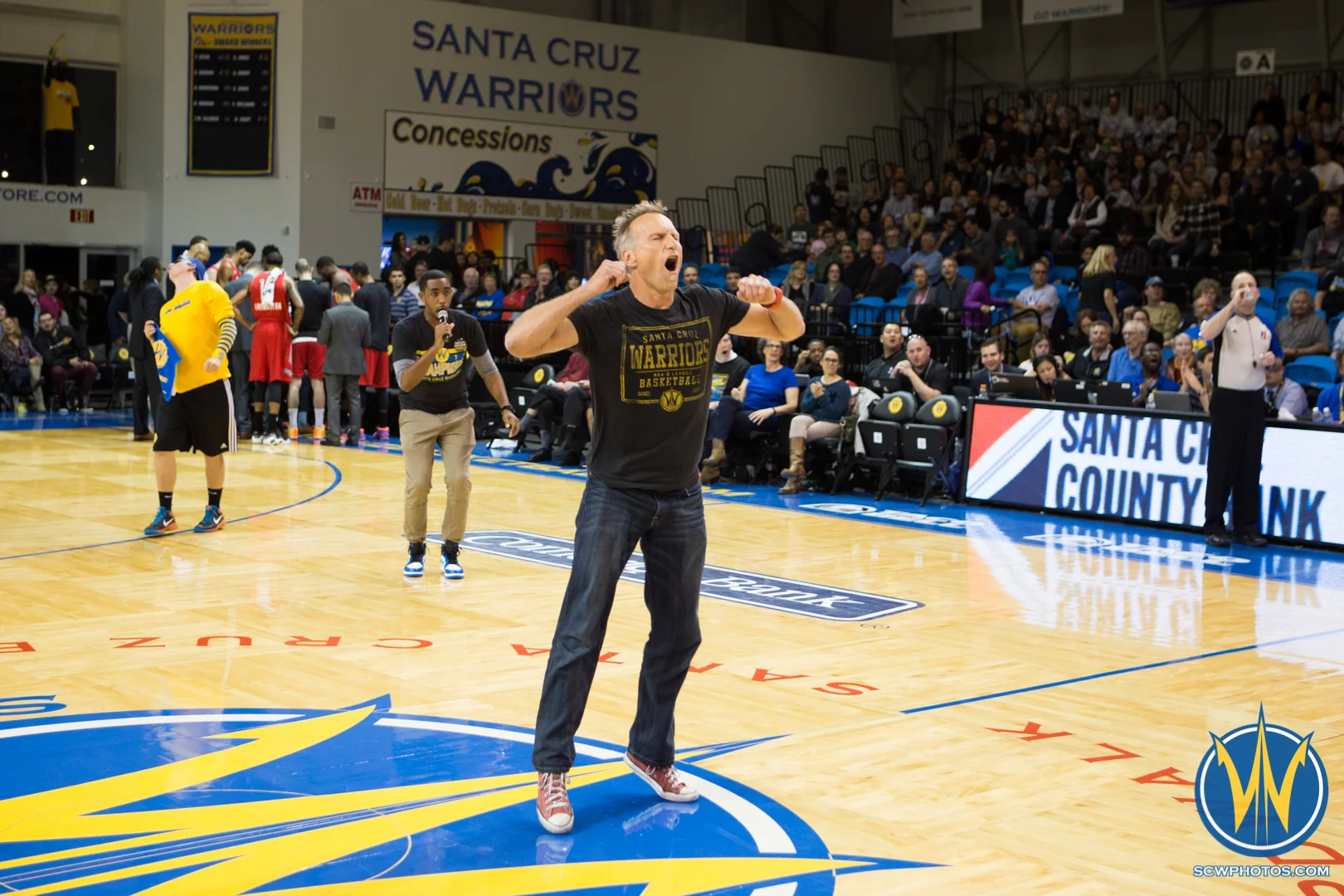 Our season ticket holder reacts to missing the $5,000 shot last night at Kaiser Permanente Arena on February 19, 2016 (Photo: Ariel Nava Photography)
