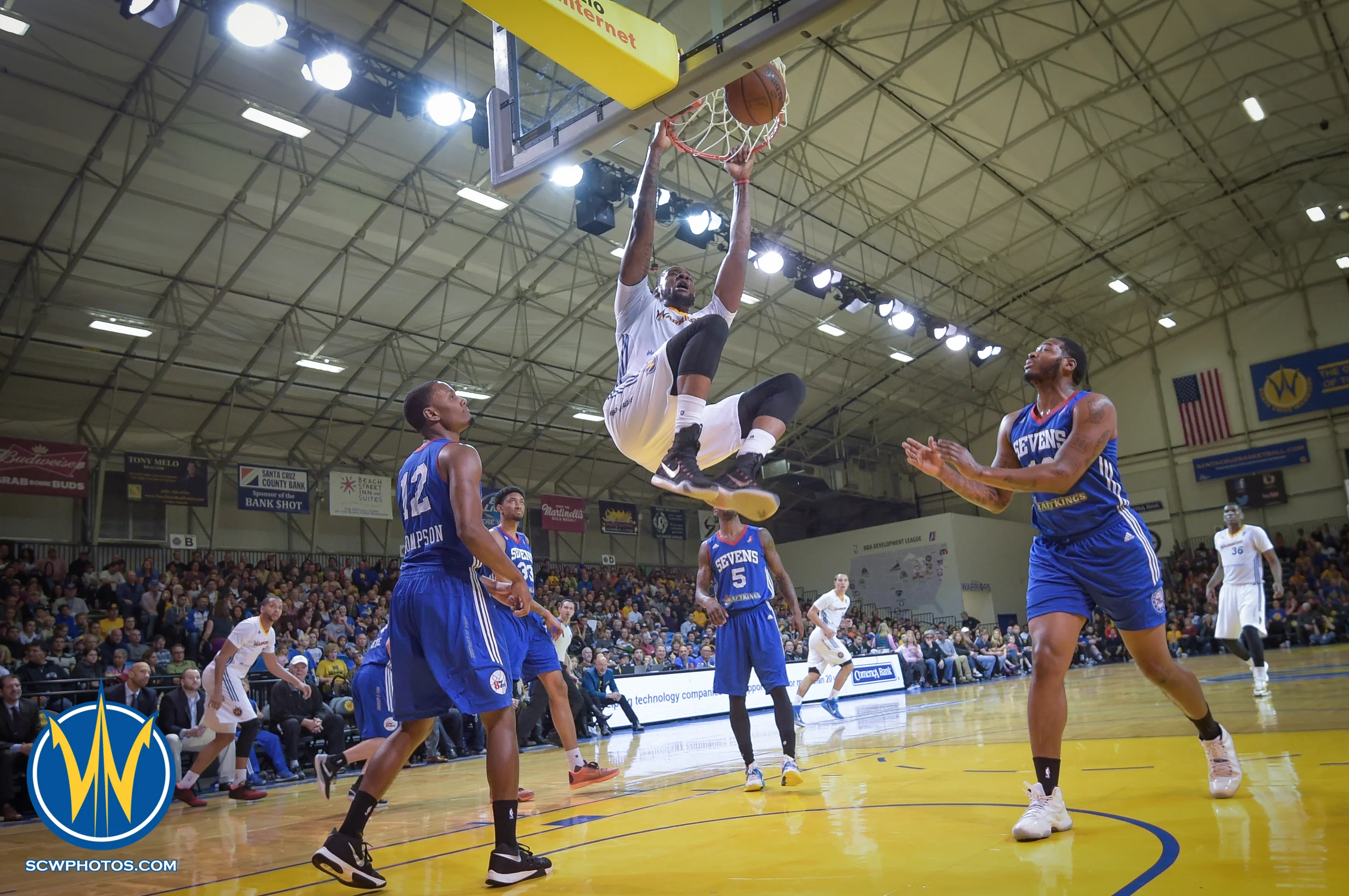 Cliff Alexander with the slam dunk at the Santa Cruz Warriors vs Delaware 87ers on 3/13/16 at Kaiser Permanente Arena in Santa Cruz, California. (Photo: (Phil Pasag Photography) /SC Warriors 2016)