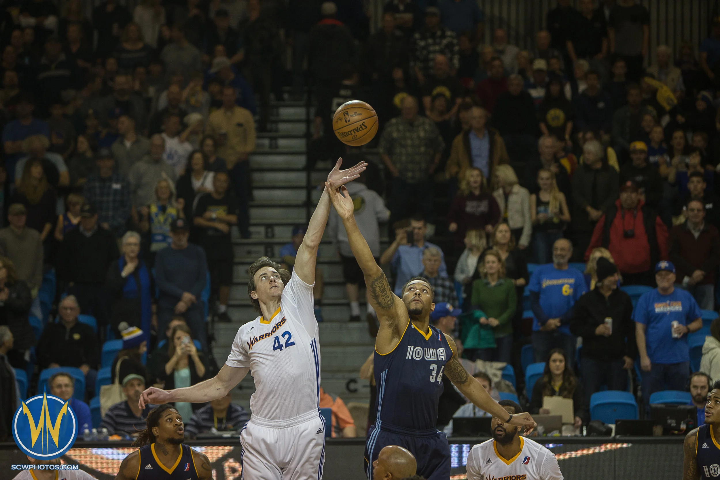 Santa Cruz Warriors game on 2/3/17 at Kaiser Permanente Arena in Santa Cruz, California. (Photo: Andrew Wheeler /SC Warriors 2017