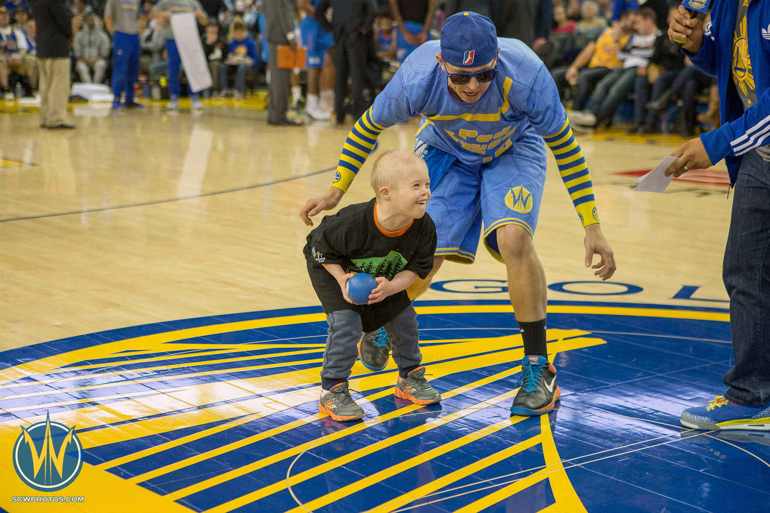 Santa Cruz Warriors game on 2/12/17 at Oracle Arena in Oakland, California. (Photo: Andrew Wheeler /SC Warriors 2017)