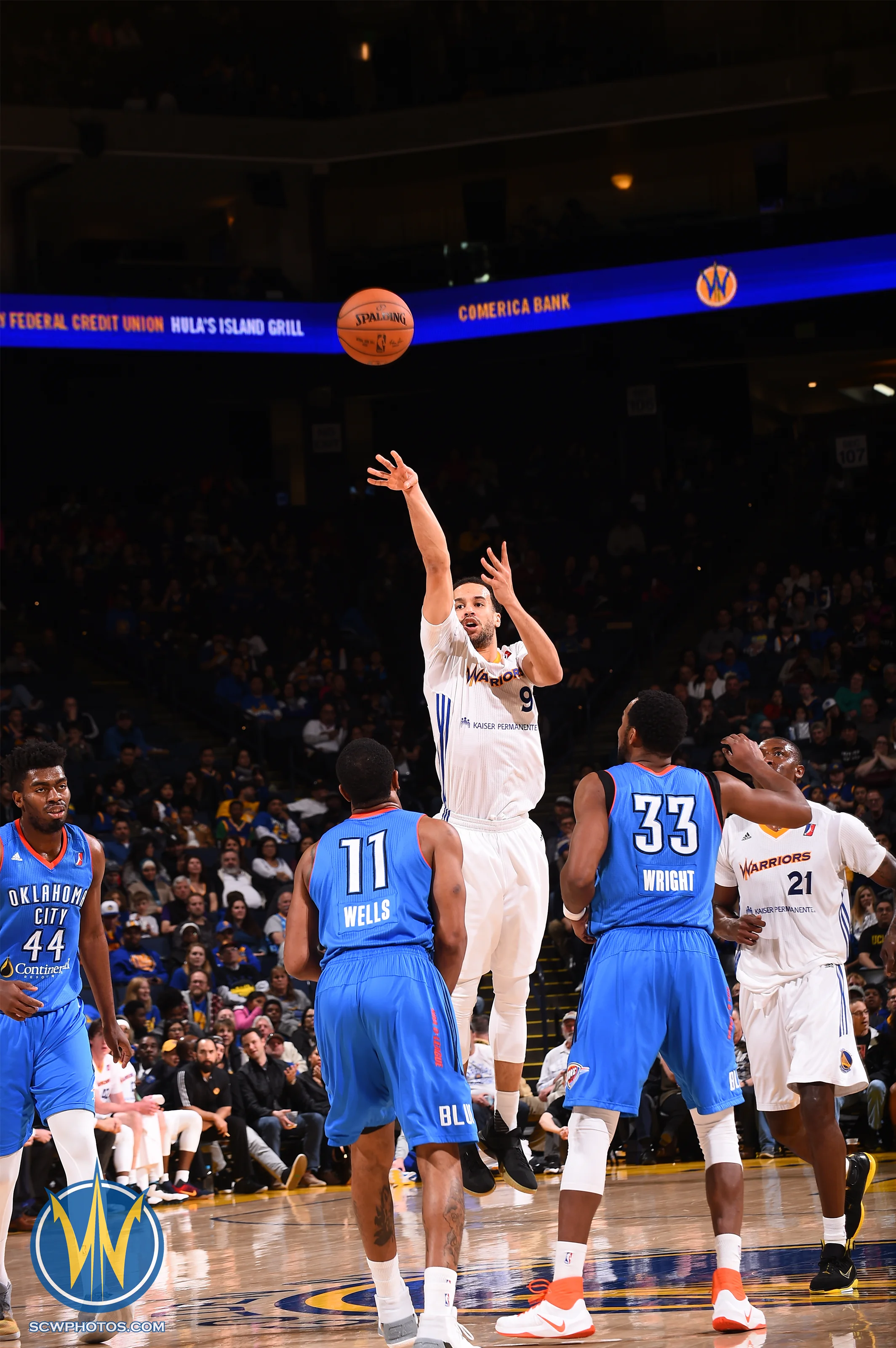 Santa Cruz Warriors game on 2/12/17 at Oracle Arena in Oakland, California. (Photo: Noah Graham /SC Warriors 2017)