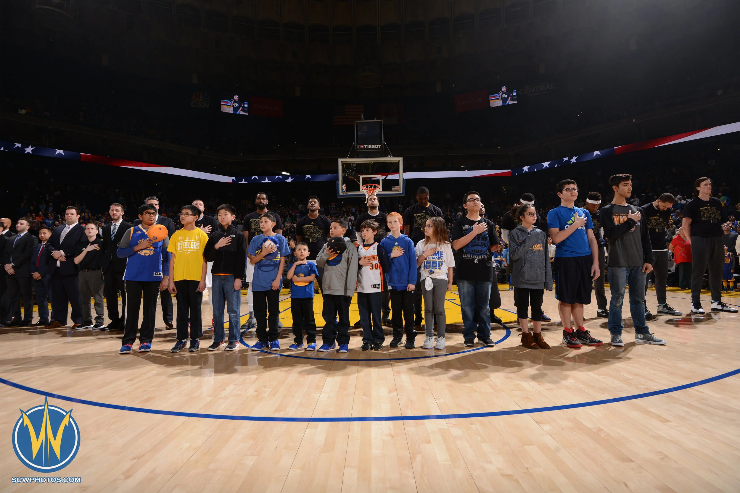 Santa Cruz Warriors game on 2/12/17 at Oracle Arena in Oakland, California. (Photo: Noah Graham /SC Warriors 2017)