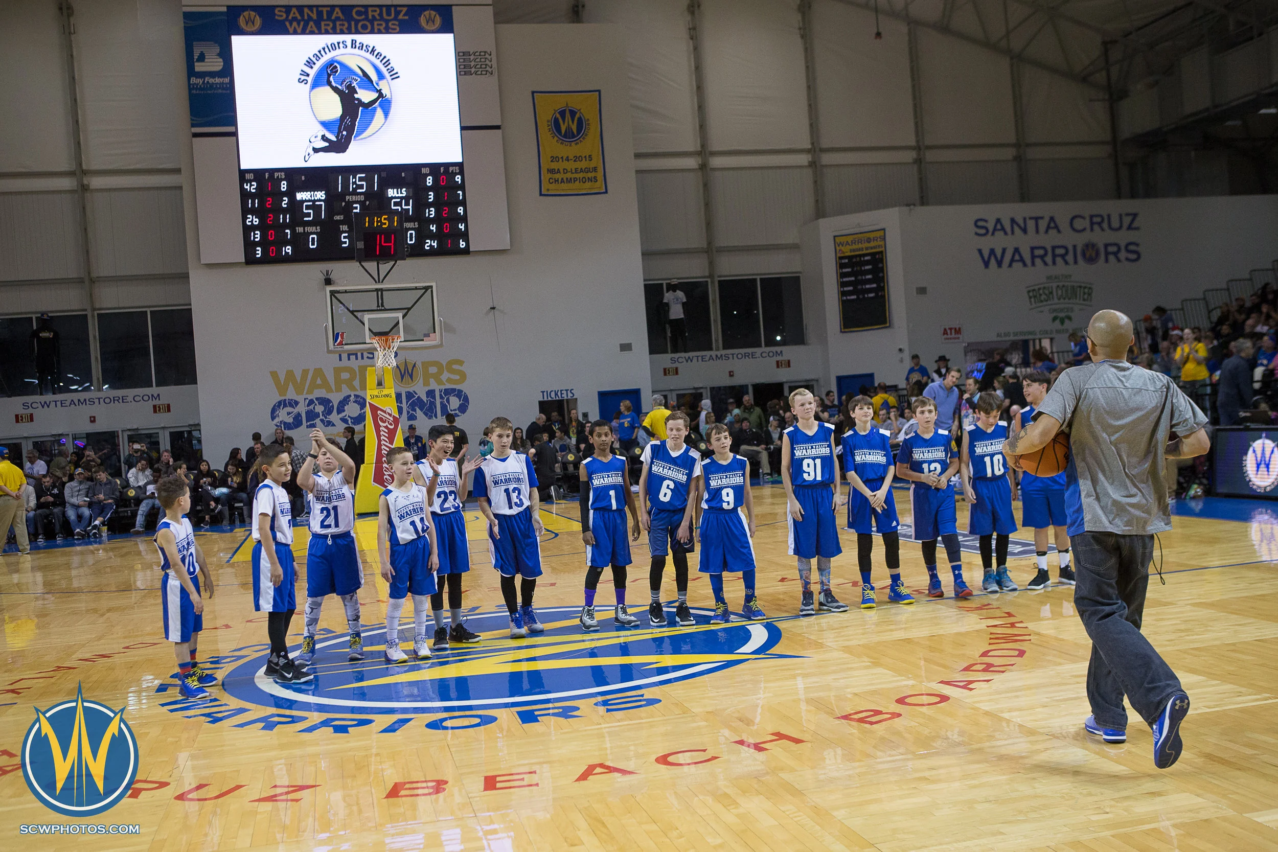 Santa Cruz Warriors game on 2/25/17 at Kaiser Permanente Arena in Santa Cruz, California. (Photo: Andrew Wheeler /SC Warriors 2017)