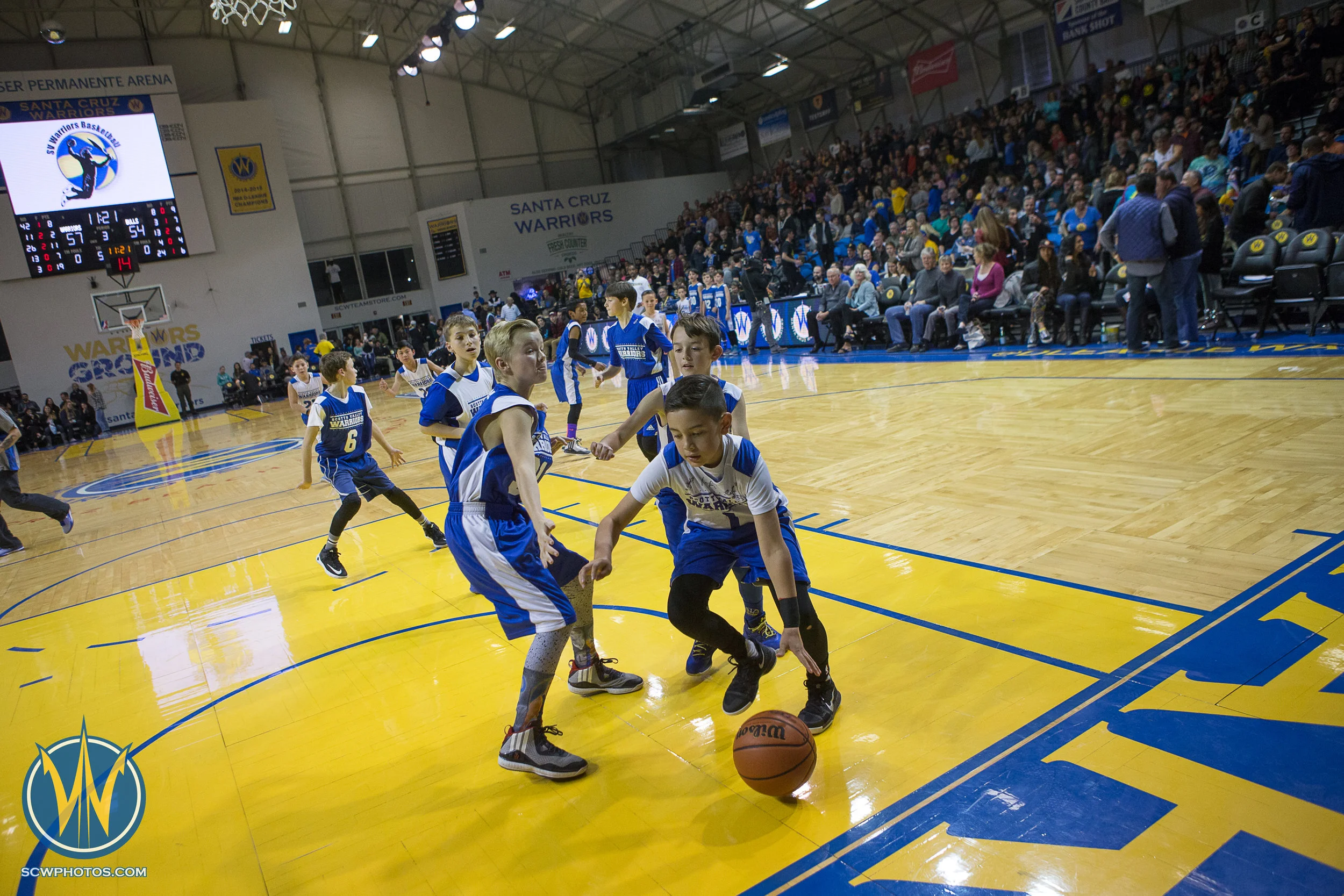 Santa Cruz Warriors game on 2/25/17 at Kaiser Permanente Arena in Santa Cruz, California. (Photo: Andrew Wheeler /SC Warriors 2017)