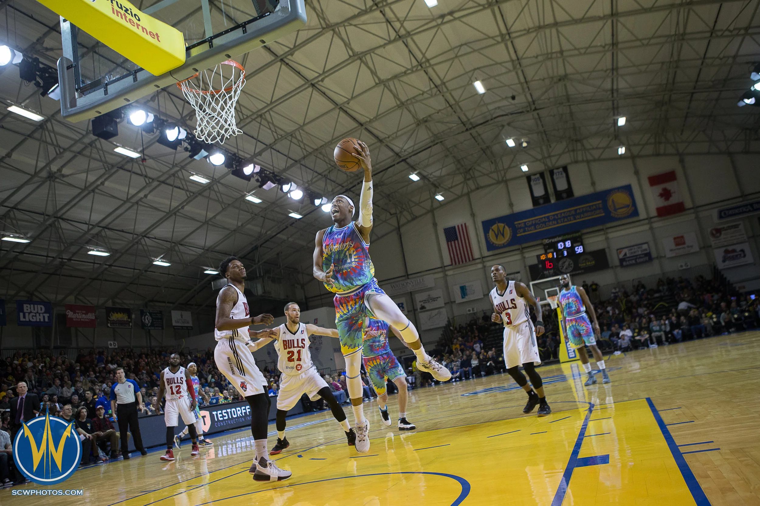 Santa Cruz Warriors game on 2/25/17 at Kaiser Permanente Arena in Santa Cruz, California. (Photo: Andrew Wheeler /SC Warriors 2017)