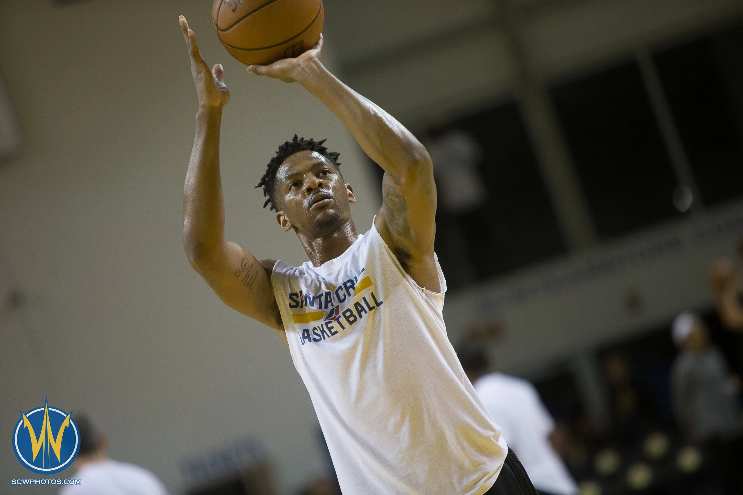Santa Cruz Warriors game on 2/22/17 at Kaiser Permanente Arena in Santa Cruz, California. (Photo: Andrew Wheeler /SC Warriors 2017)