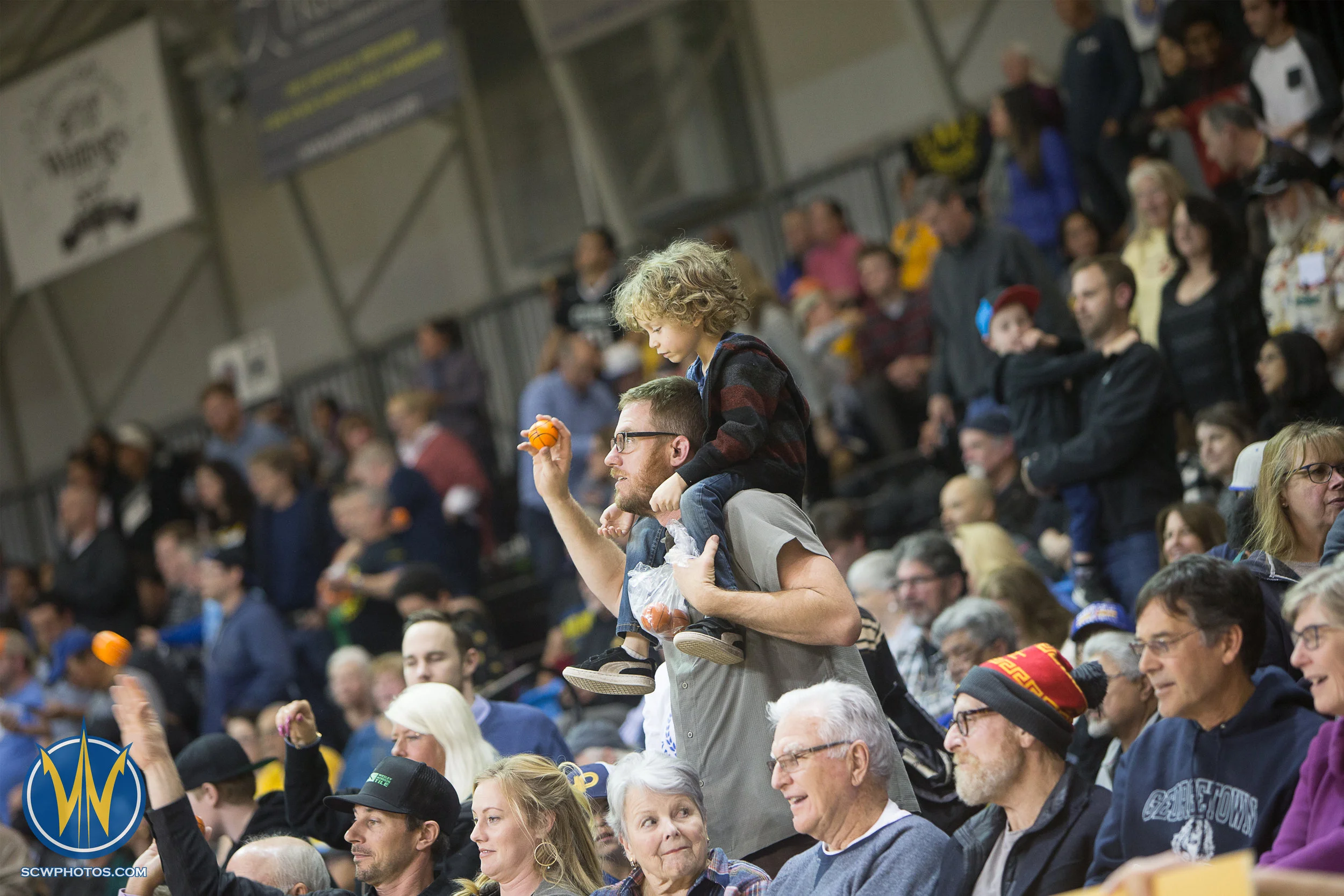 Santa Cruz Warriors game on 2/22/17 at Kaiser Permanente Arena in Santa Cruz, California. (Photo: Andrew Wheeler /SC Warriors 2017)