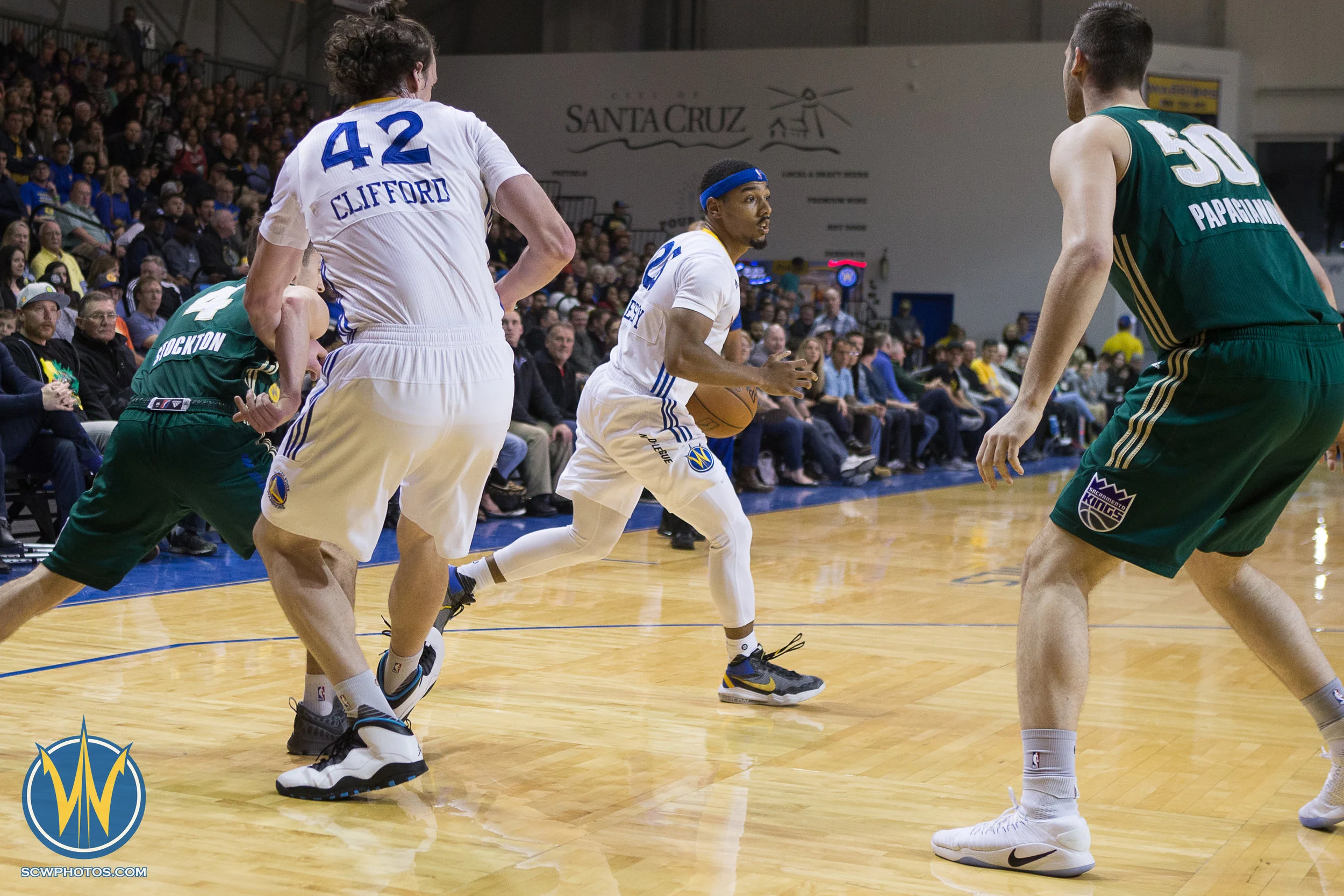 Santa Cruz Warriors game on 3/4/17 at Kaiser Permanente Arena in Santa Cruz, California. (Photo: Andrew Wheeler /SC Warriors 2017)
