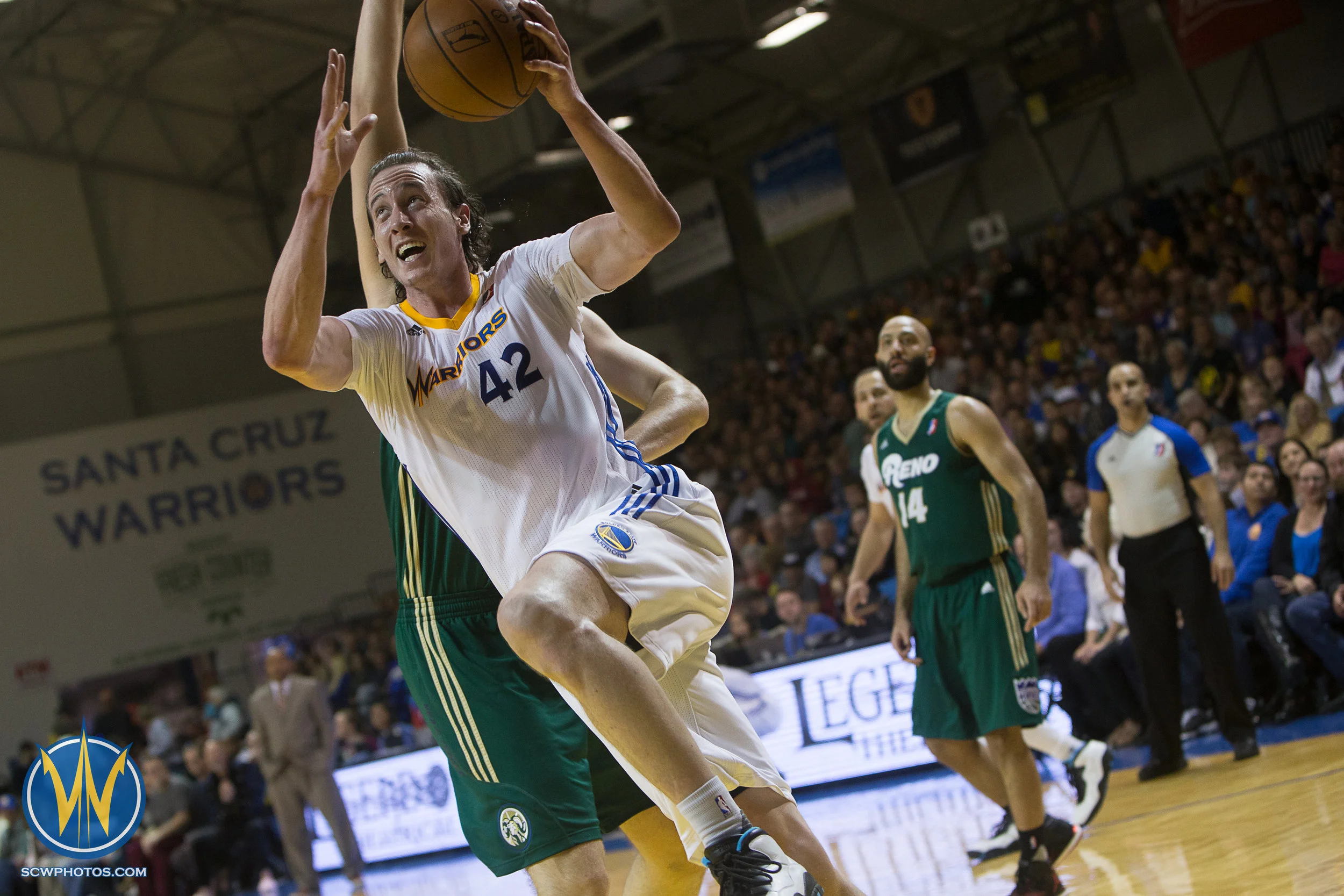 Santa Cruz Warriors game on 3/4/17 at Kaiser Permanente Arena in Santa Cruz, California. (Photo: Andrew Wheeler /SC Warriors 2017)