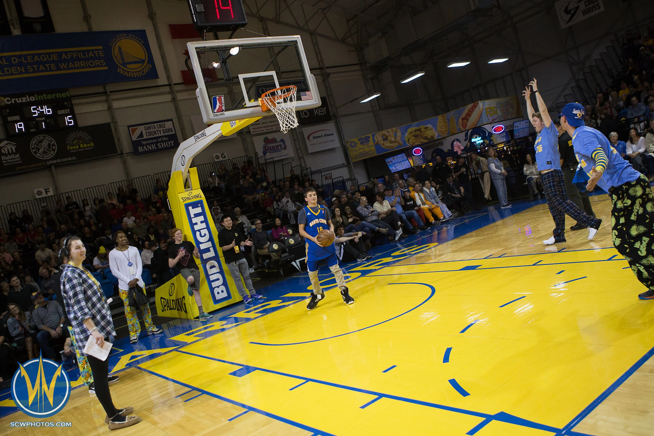 Santa Cruz Warriors game on 3/4/17 at Kaiser Permanente Arena in Santa Cruz, California. (Photo: Andrew Wheeler /SC Warriors 2017)