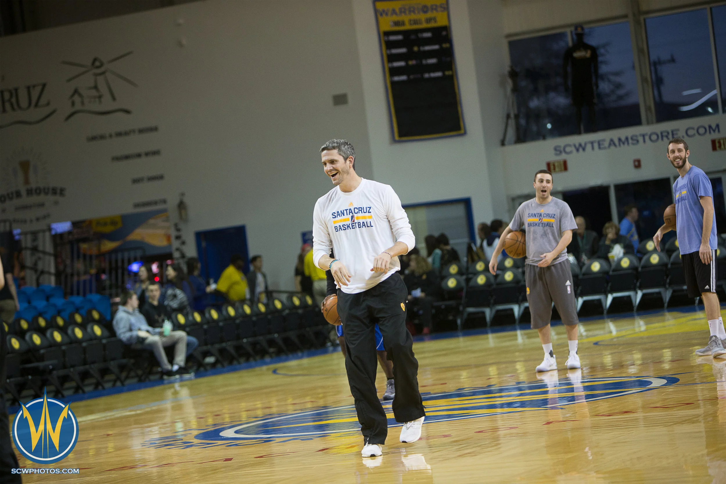 Santa Cruz Warriors game on 3/10/17 at Kaiser Permanente Arena in Santa Cruz, California. (Photo: Andrew Wheeler /SC Warriors 2017)