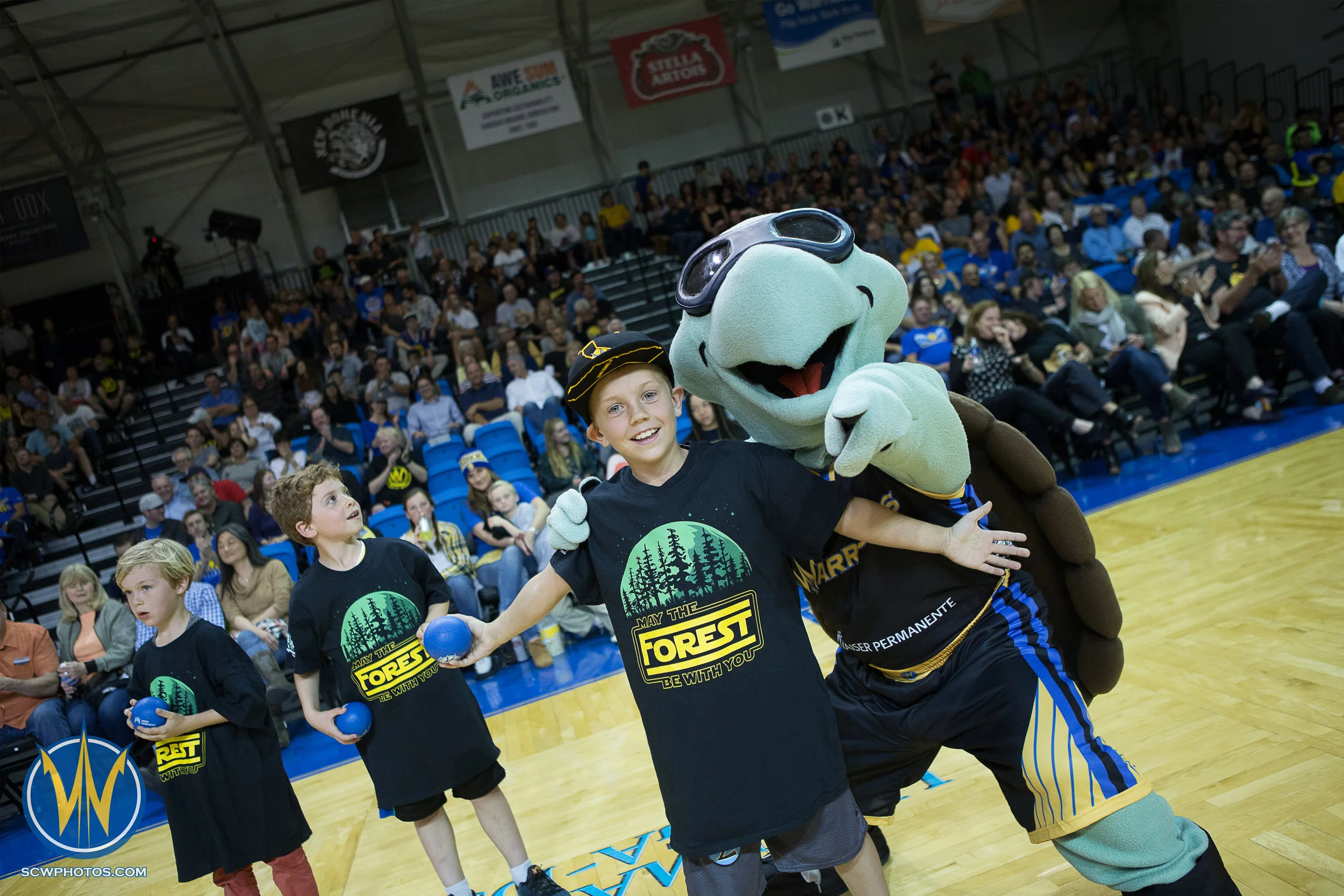 Santa Cruz Warriors game on 3/10/17 at Kaiser Permanente Arena in Santa Cruz, California. (Photo: Andrew Wheeler /SC Warriors 2017)