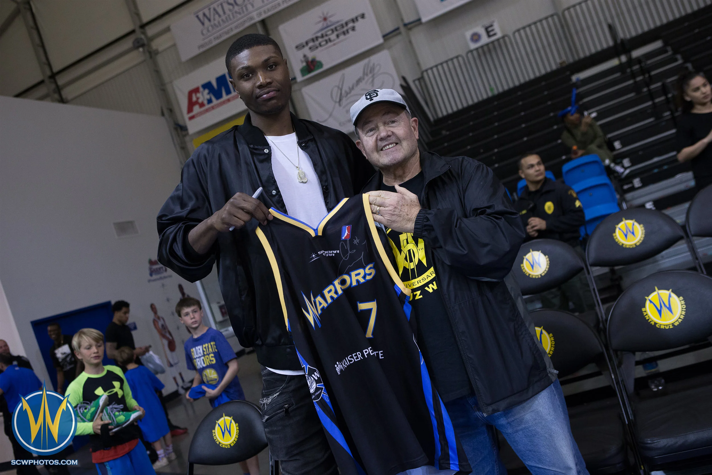 Santa Cruz Warriors game on 3/10/17 at Kaiser Permanente Arena in Santa Cruz, California. (Photo: Andrew Wheeler /SC Warriors 2017)